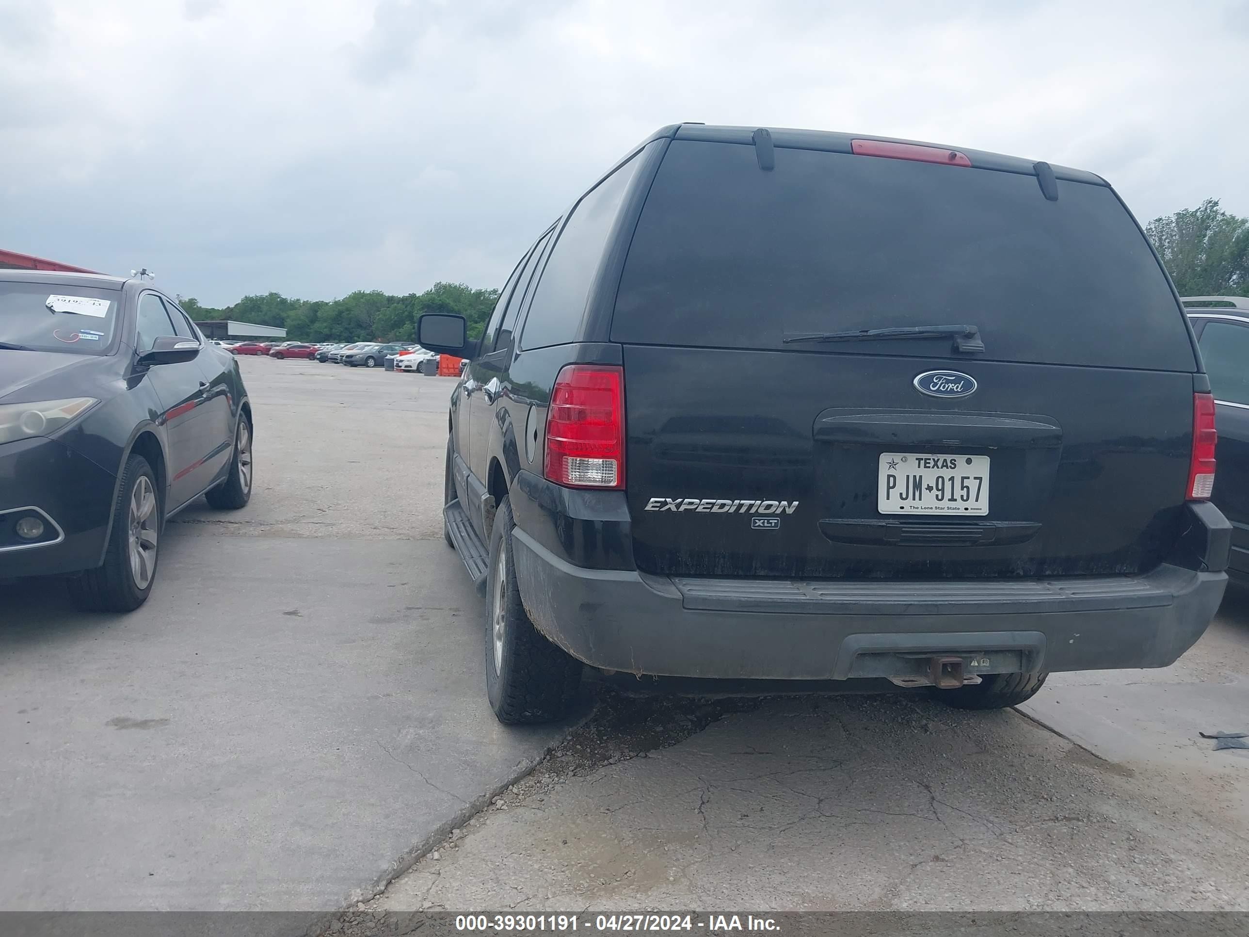 Photo 2 VIN: 1FMPU16W64LA01805 - FORD EXPEDITION 