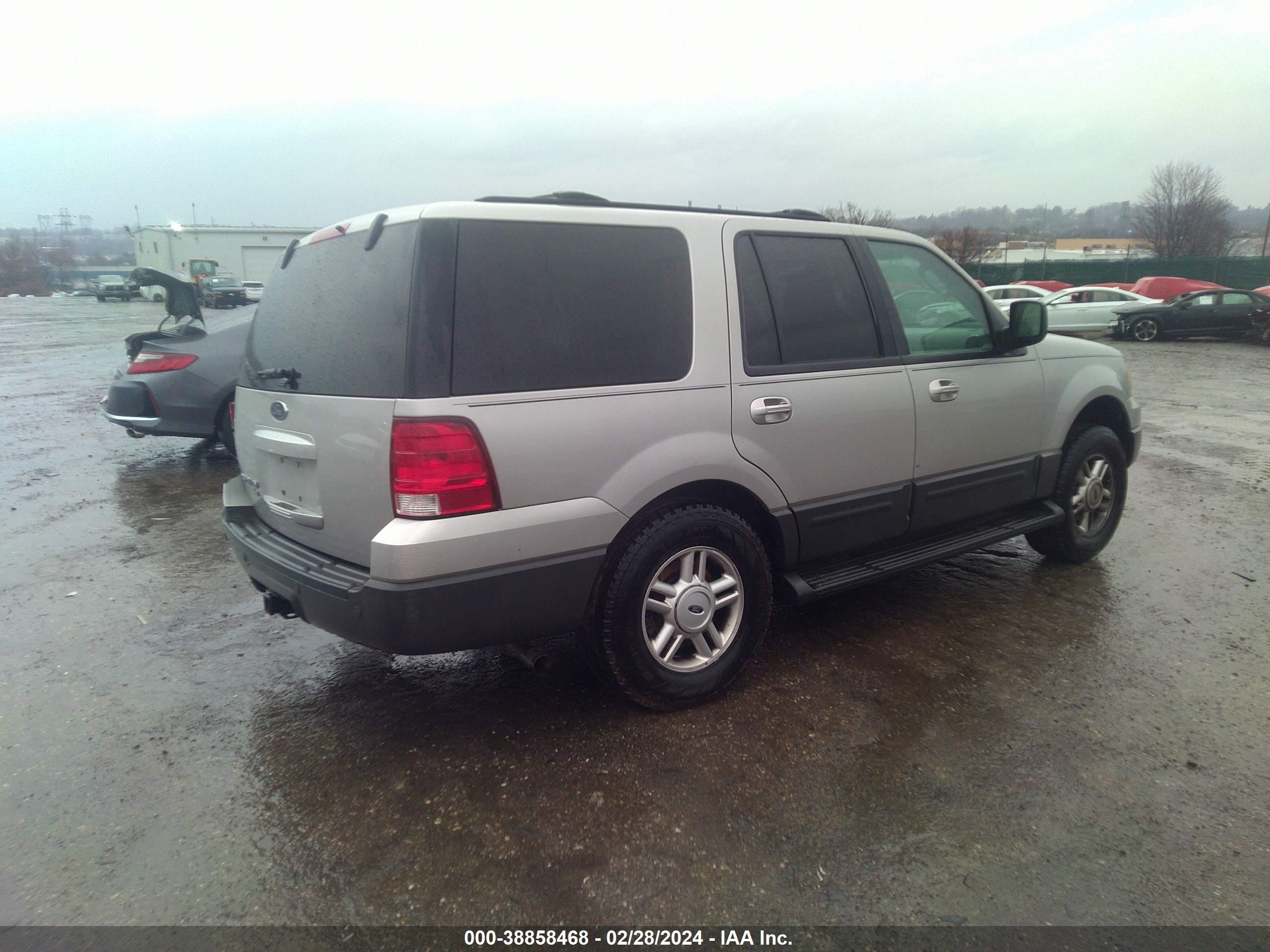 Photo 3 VIN: 1FMPU16WX4LA17344 - FORD EXPEDITION 