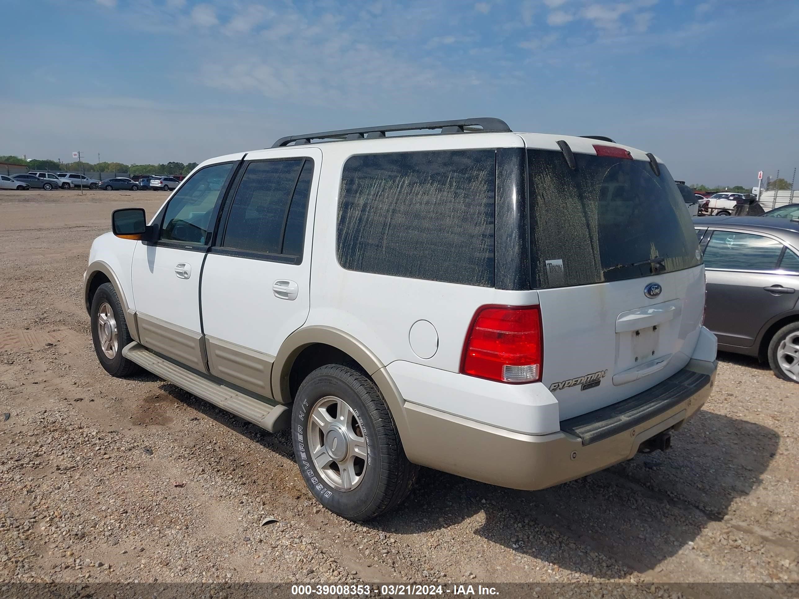 Photo 2 VIN: 1FMPU17516LA94970 - FORD EXPEDITION 