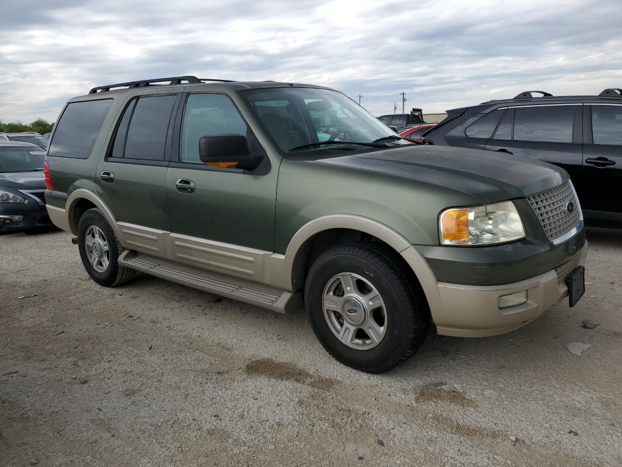 Photo 3 VIN: 1FMPU17575LA02999 - FORD EXPEDITION 