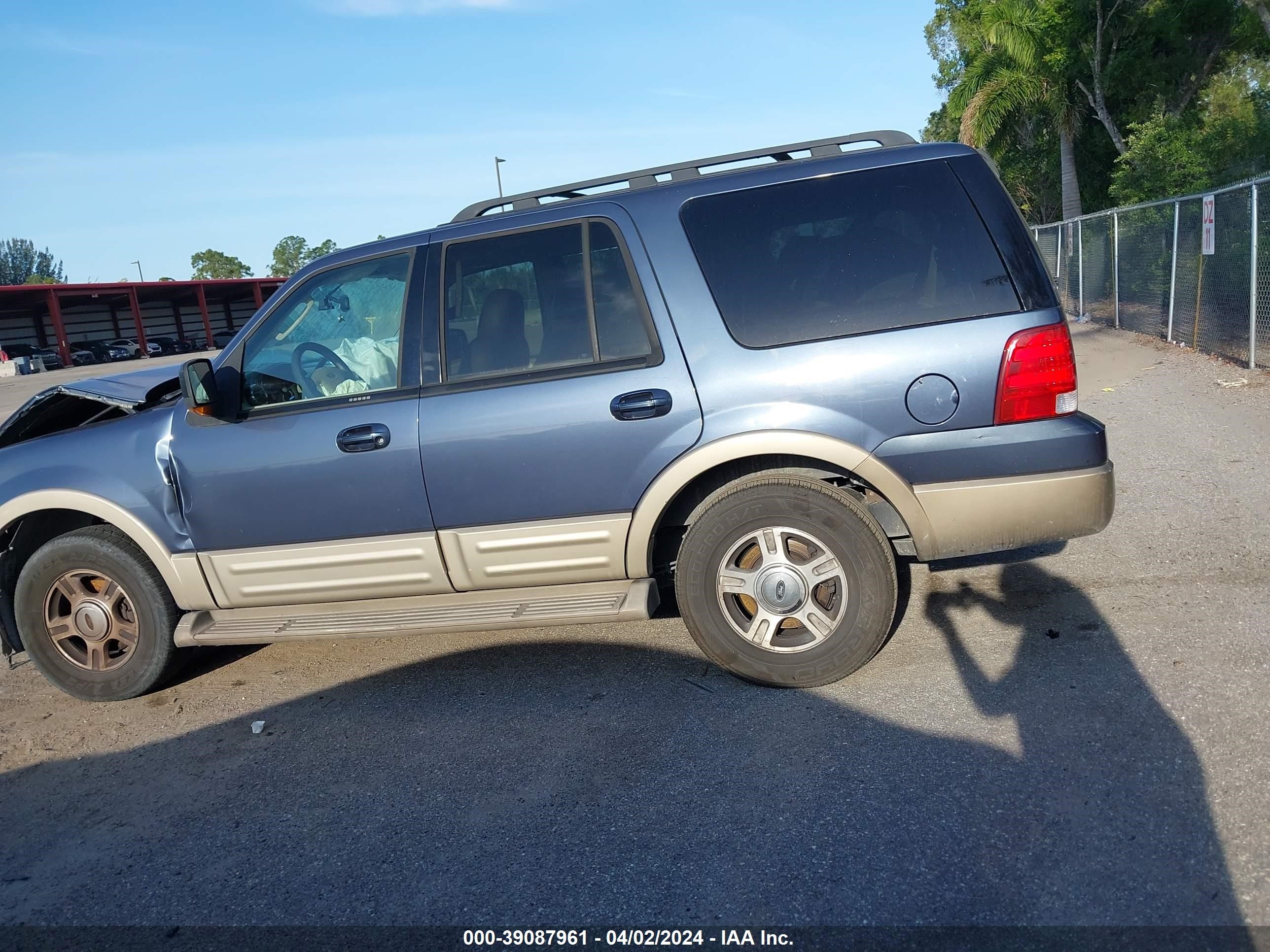 Photo 14 VIN: 1FMPU17585LA95791 - FORD EXPEDITION 