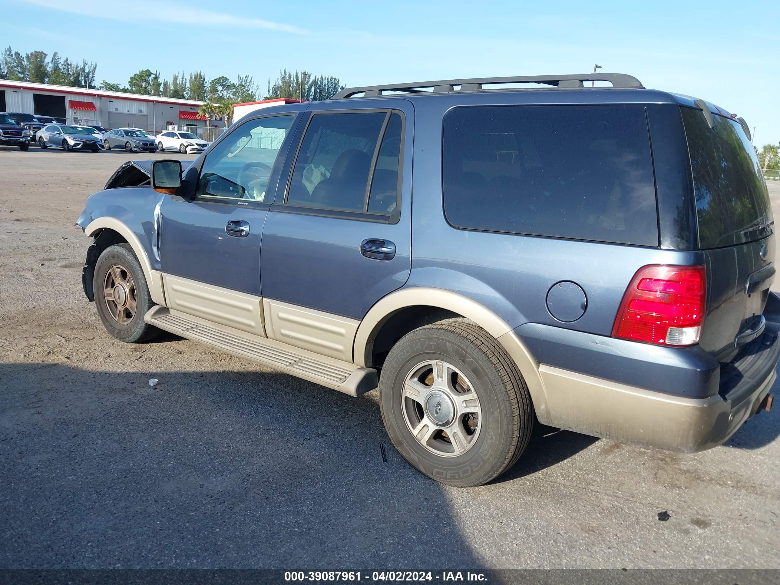 Photo 2 VIN: 1FMPU17585LA95791 - FORD EXPEDITION 