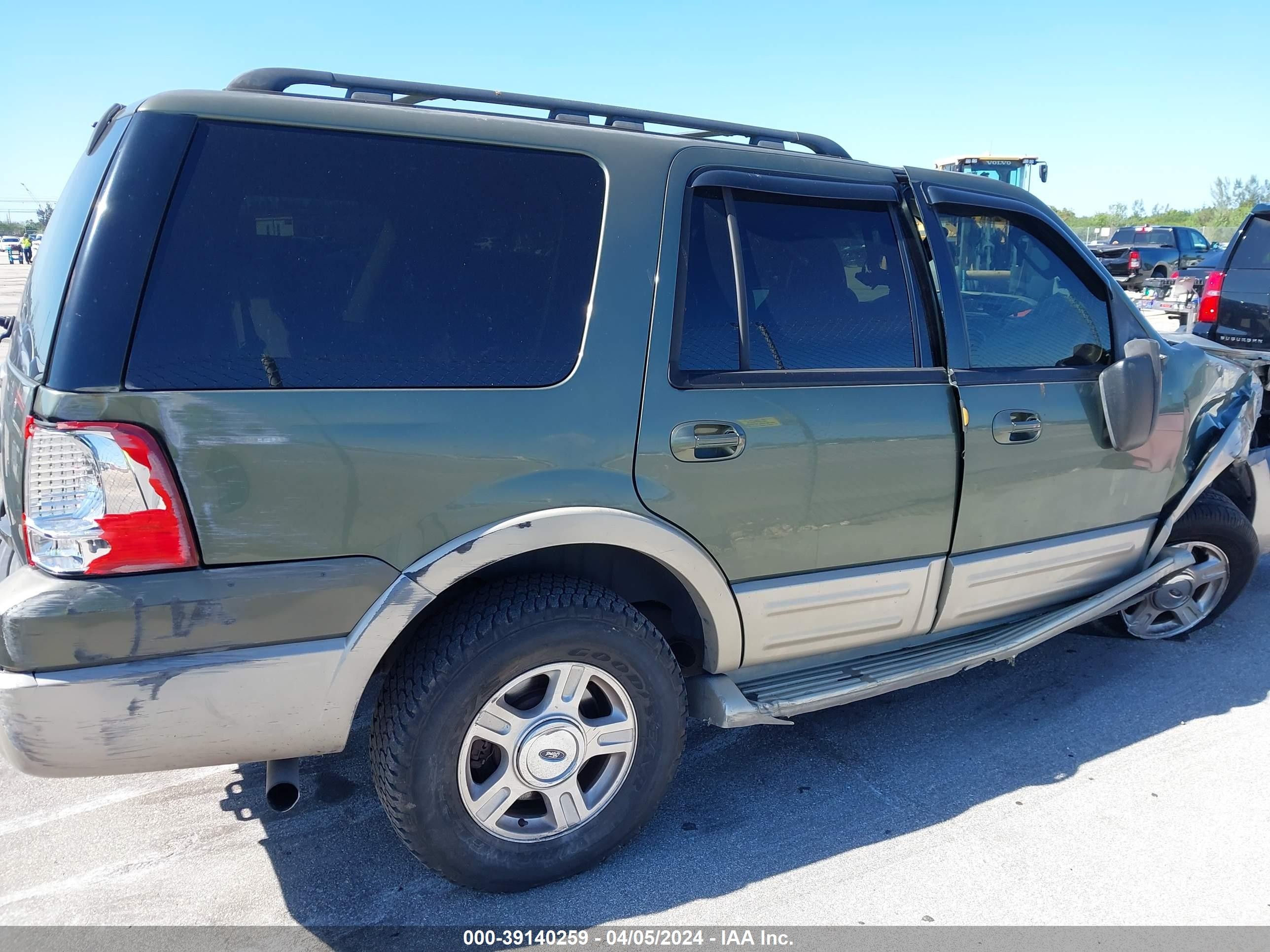 Photo 13 VIN: 1FMPU17595LA30657 - FORD EXPEDITION 