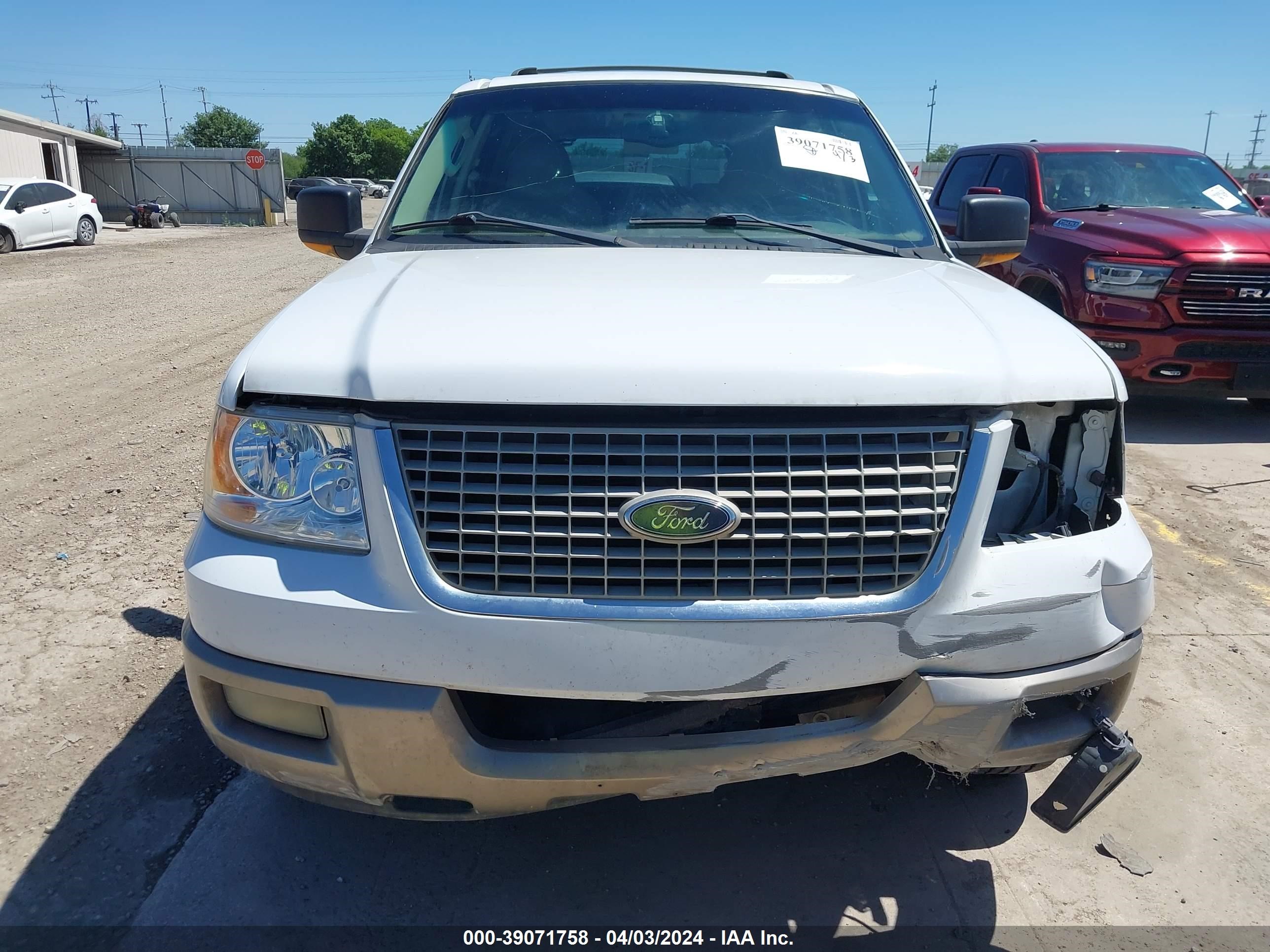 Photo 12 VIN: 1FMPU17L93LA92524 - FORD EXPEDITION 