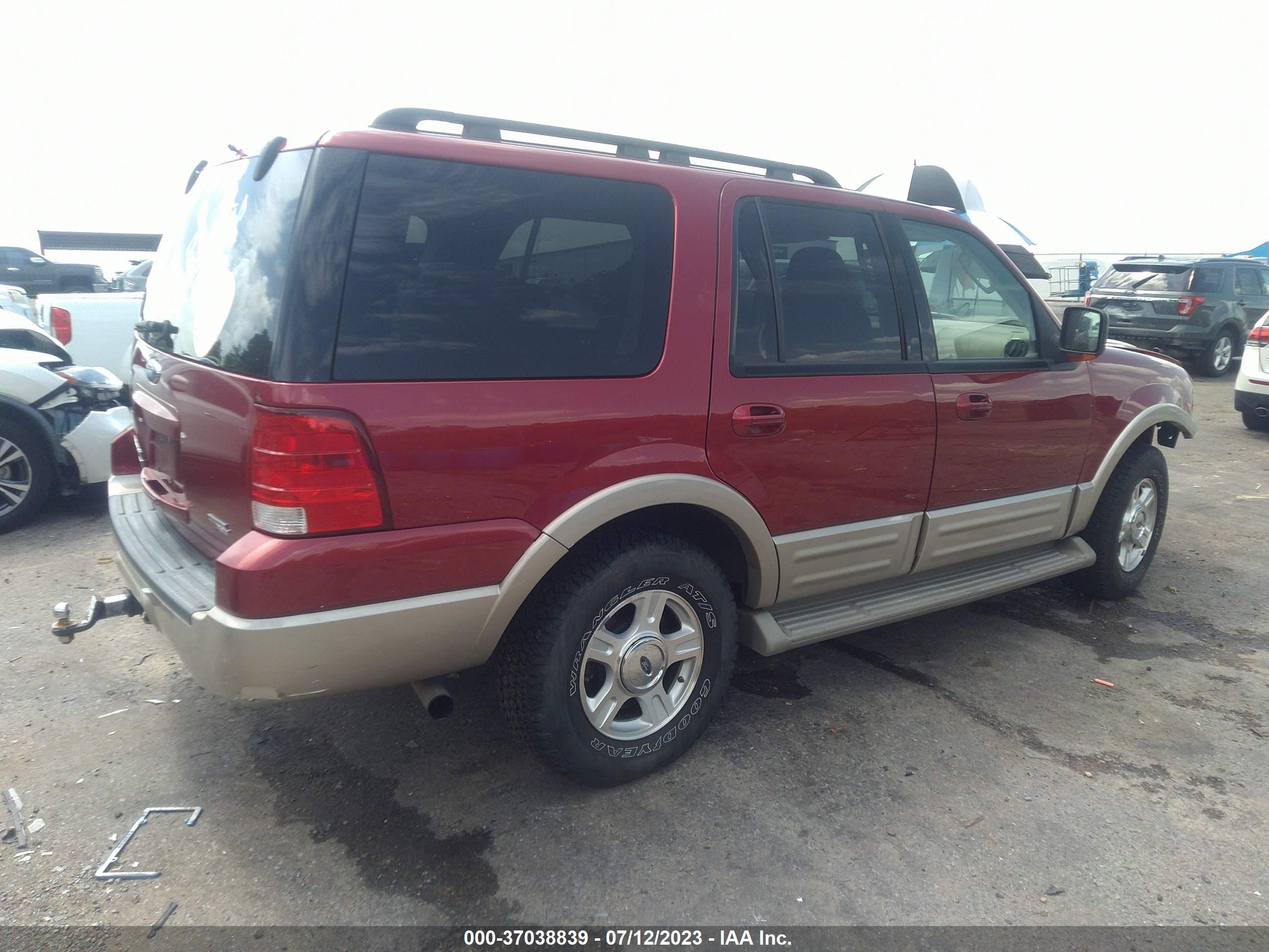 Photo 3 VIN: 1FMPU185X6LA31090 - FORD EXPEDITION 