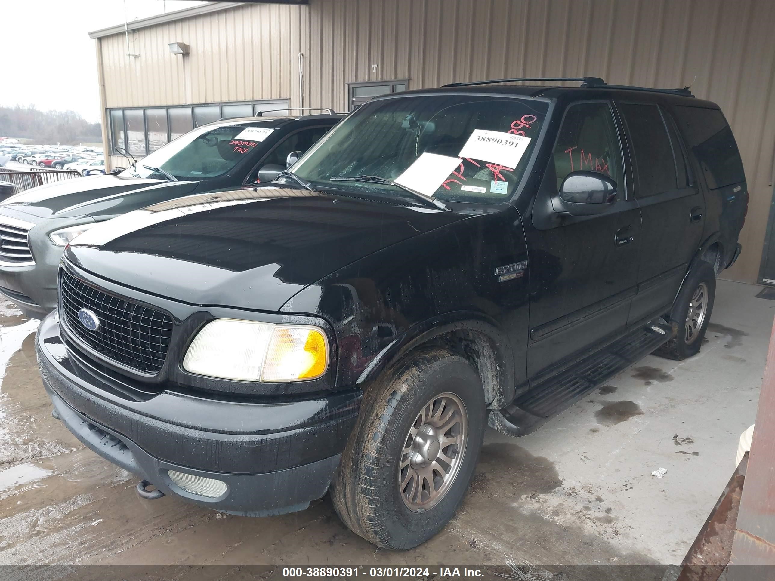 Photo 1 VIN: 1FMPU18L42LA87390 - FORD EXPEDITION 