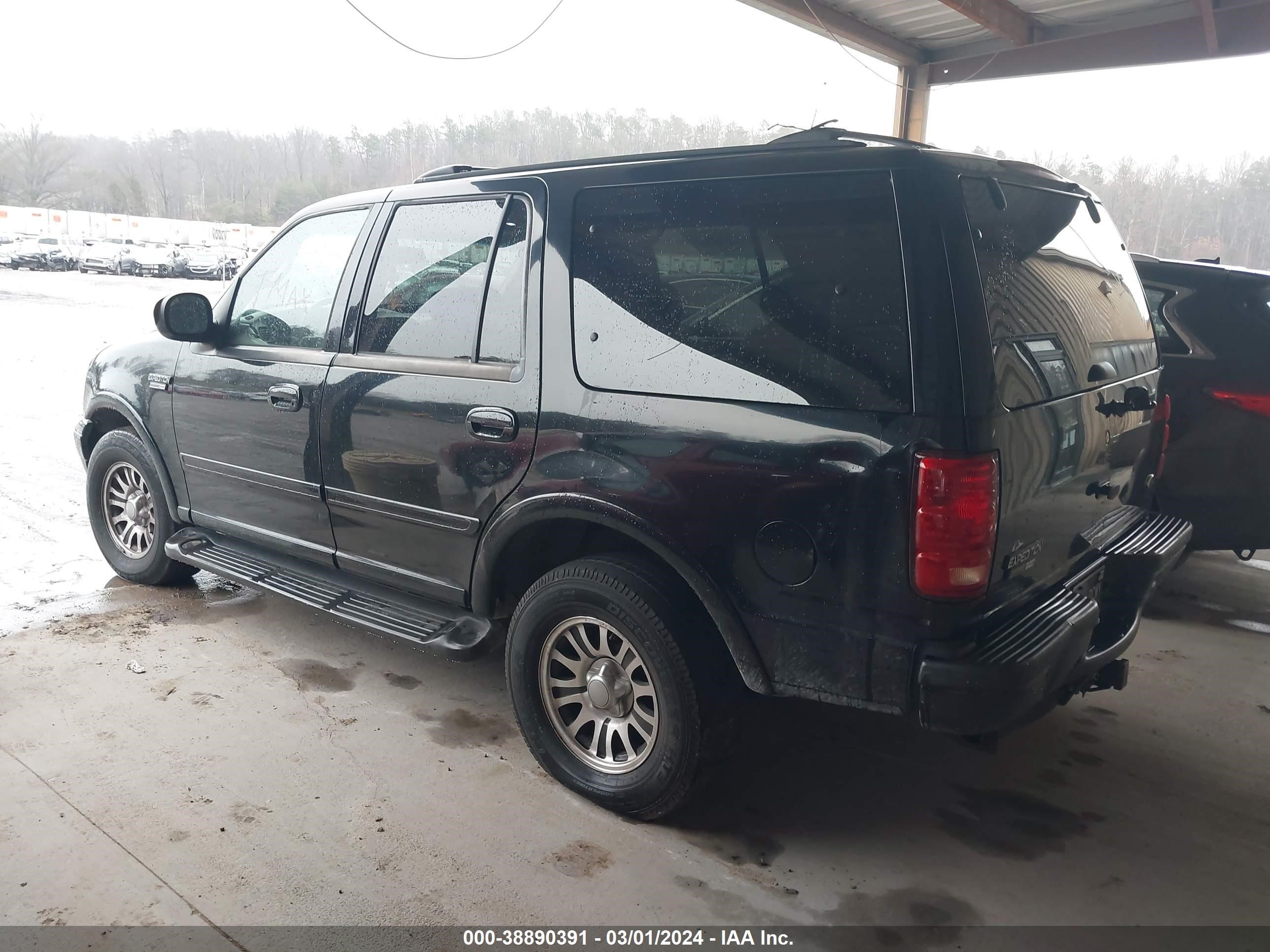 Photo 2 VIN: 1FMPU18L42LA87390 - FORD EXPEDITION 