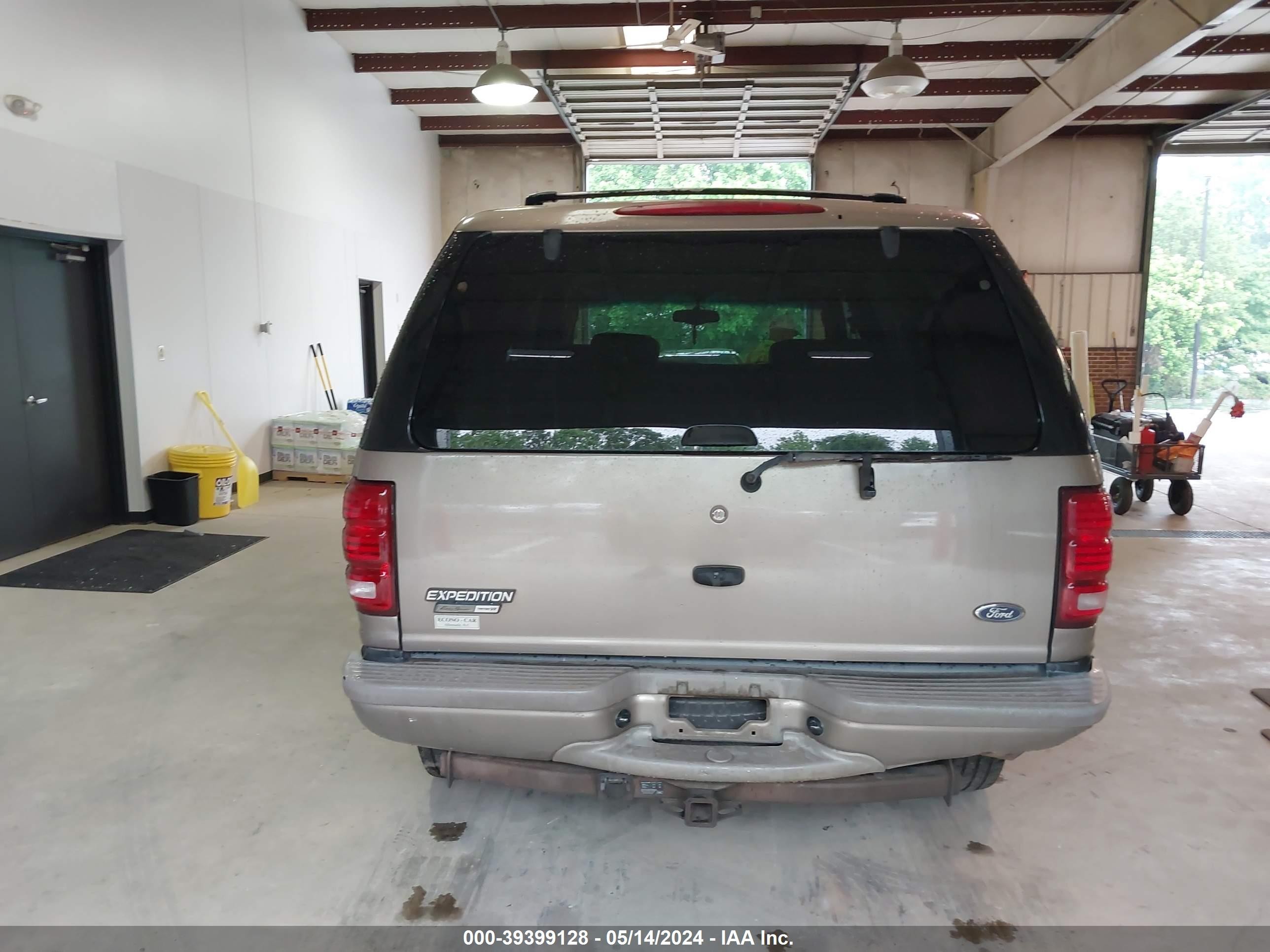 Photo 16 VIN: 1FMPU18L71LB42252 - FORD EXPEDITION 