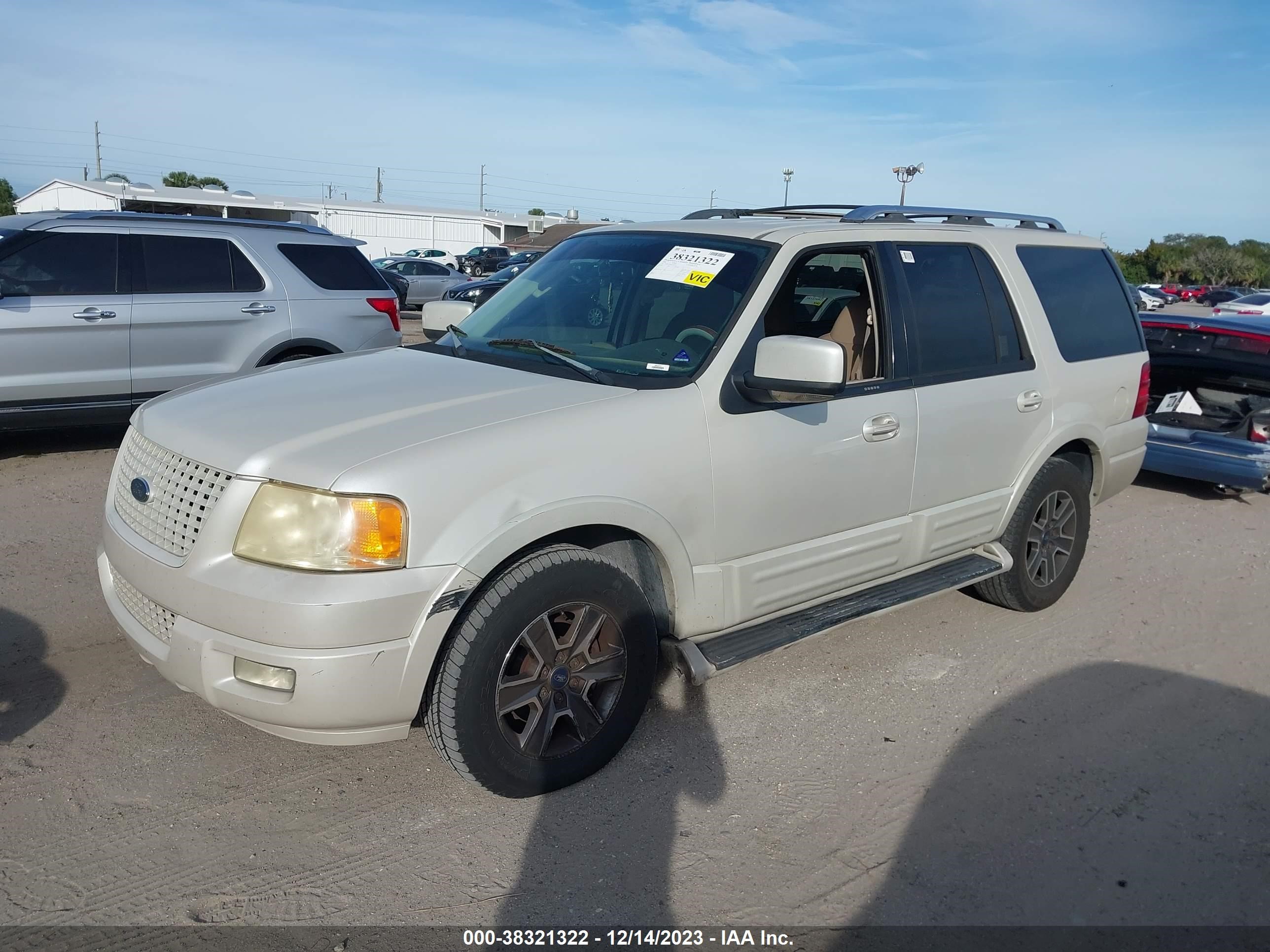 Photo 1 VIN: 1FMPU19566LA18710 - FORD EXPEDITION 