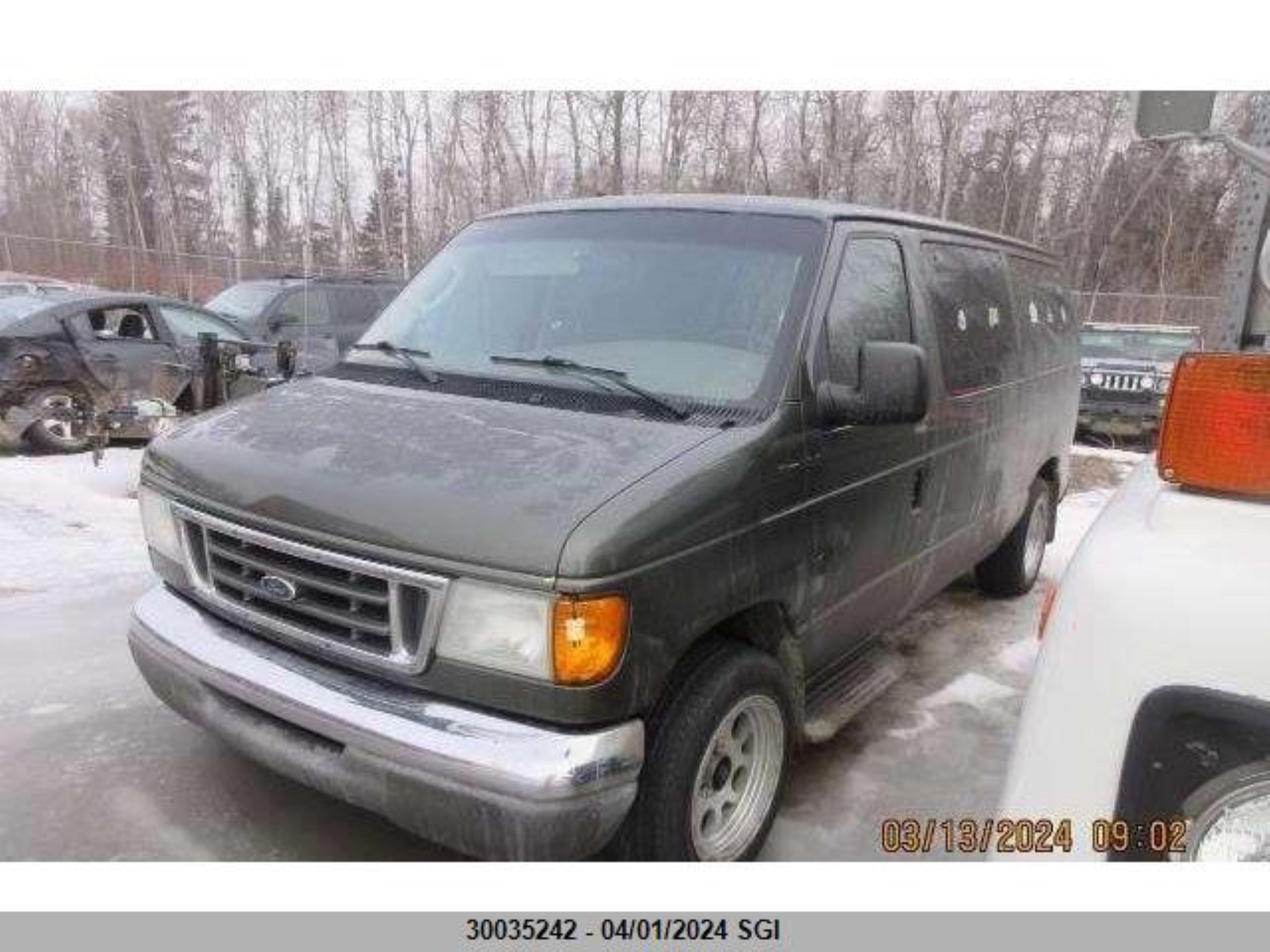 Photo 1 VIN: 1FMRE11L83HB72320 - FORD ECONOLINE 