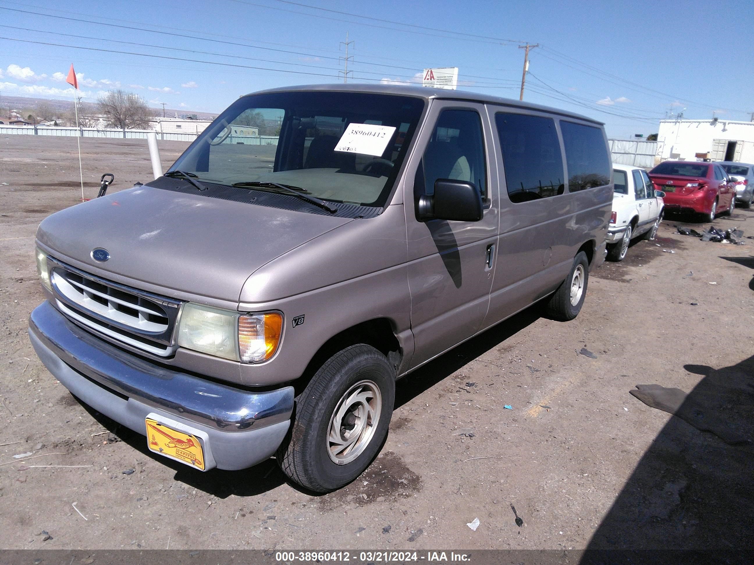 Photo 1 VIN: 1FMRE11LX2HA34860 - FORD ECONOLINE 