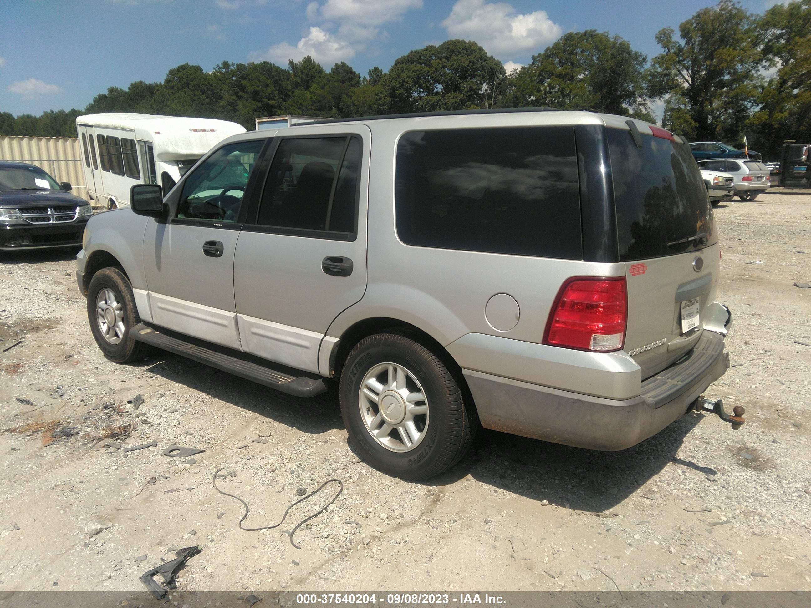 Photo 2 VIN: 1FMRU13W64LA59636 - FORD EXPEDITION 