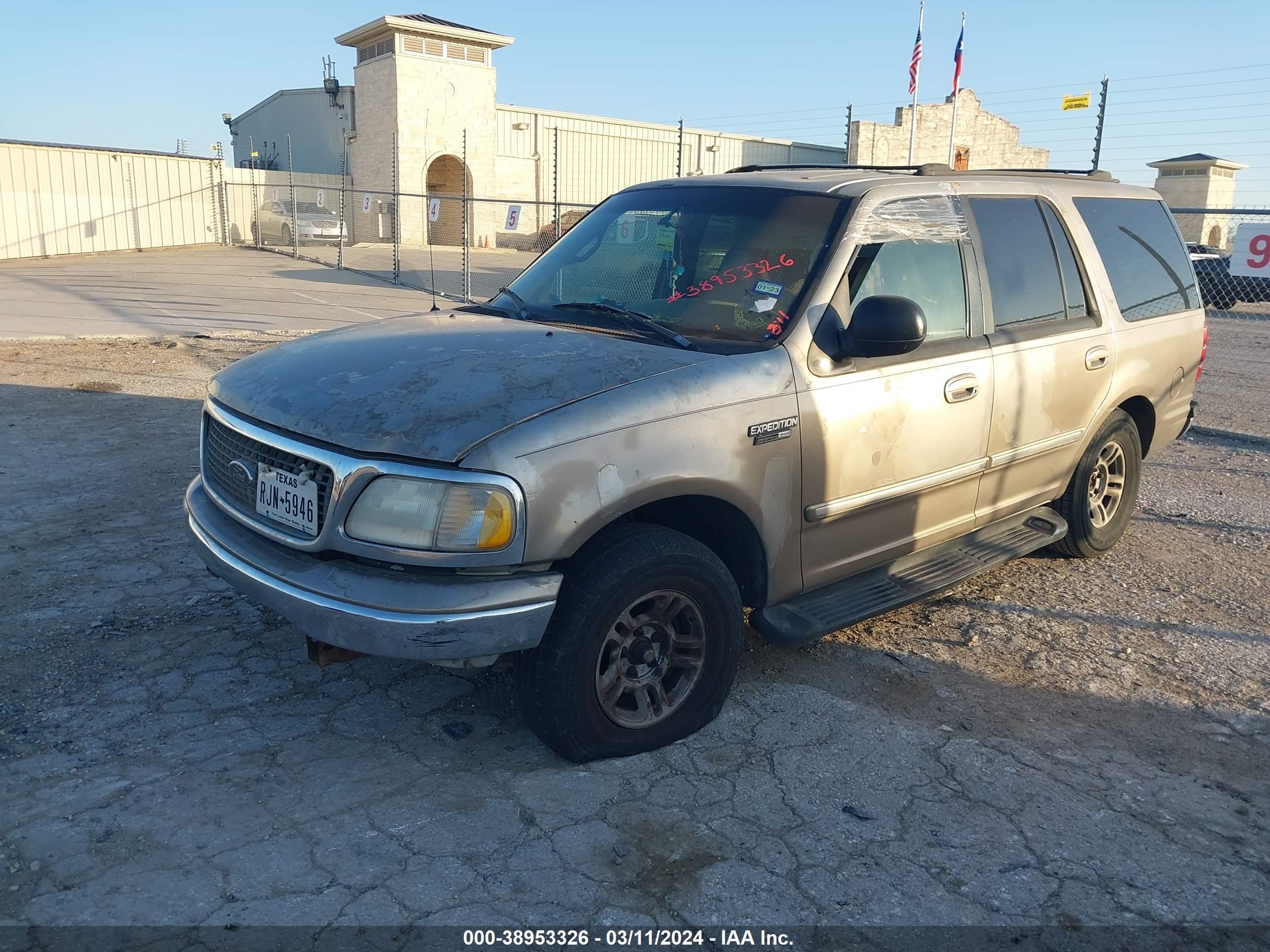 Photo 1 VIN: 1FMRU15L61LA19619 - FORD EXPEDITION 