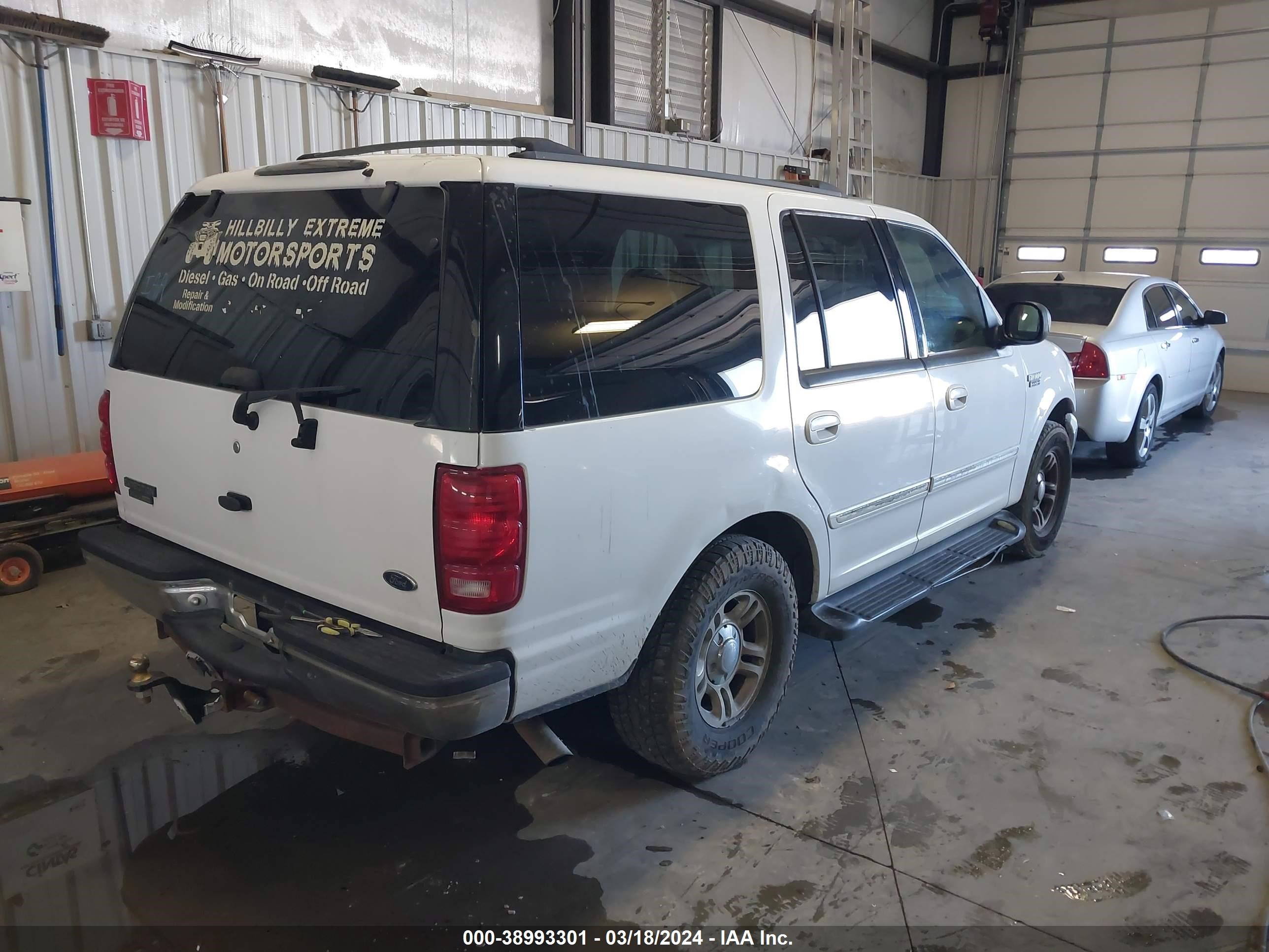 Photo 3 VIN: 1FMRU15L92LA03318 - FORD EXPEDITION 