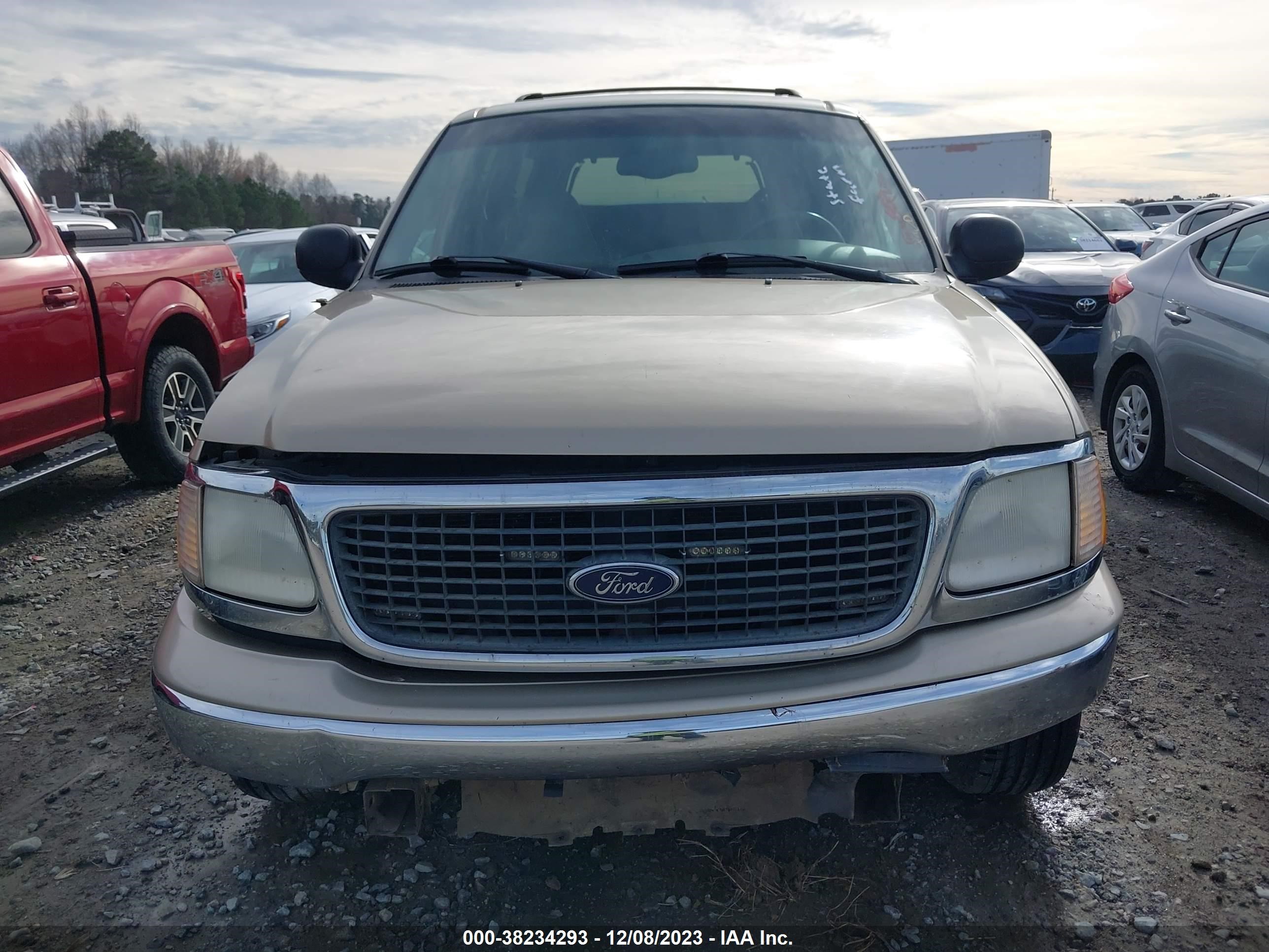 Photo 11 VIN: 1FMRU15LXYLC44894 - FORD EXPEDITION 