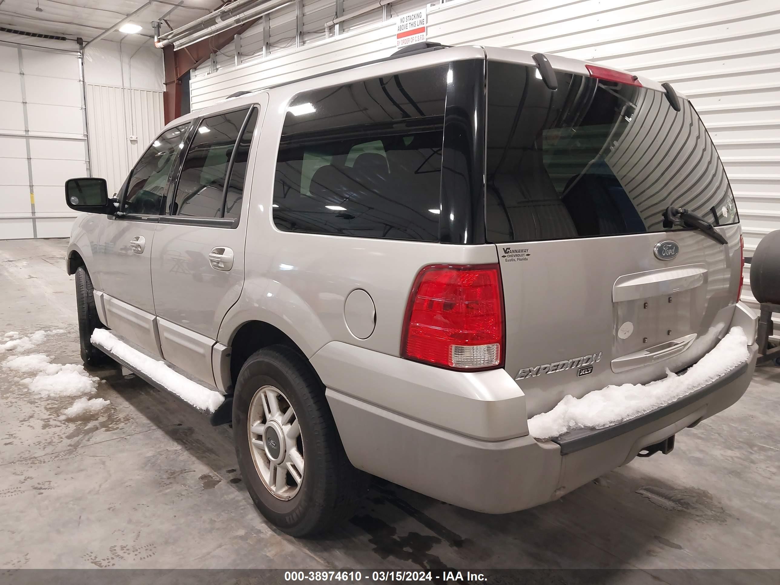 Photo 2 VIN: 1FMRU15W53LB27842 - FORD EXPEDITION 