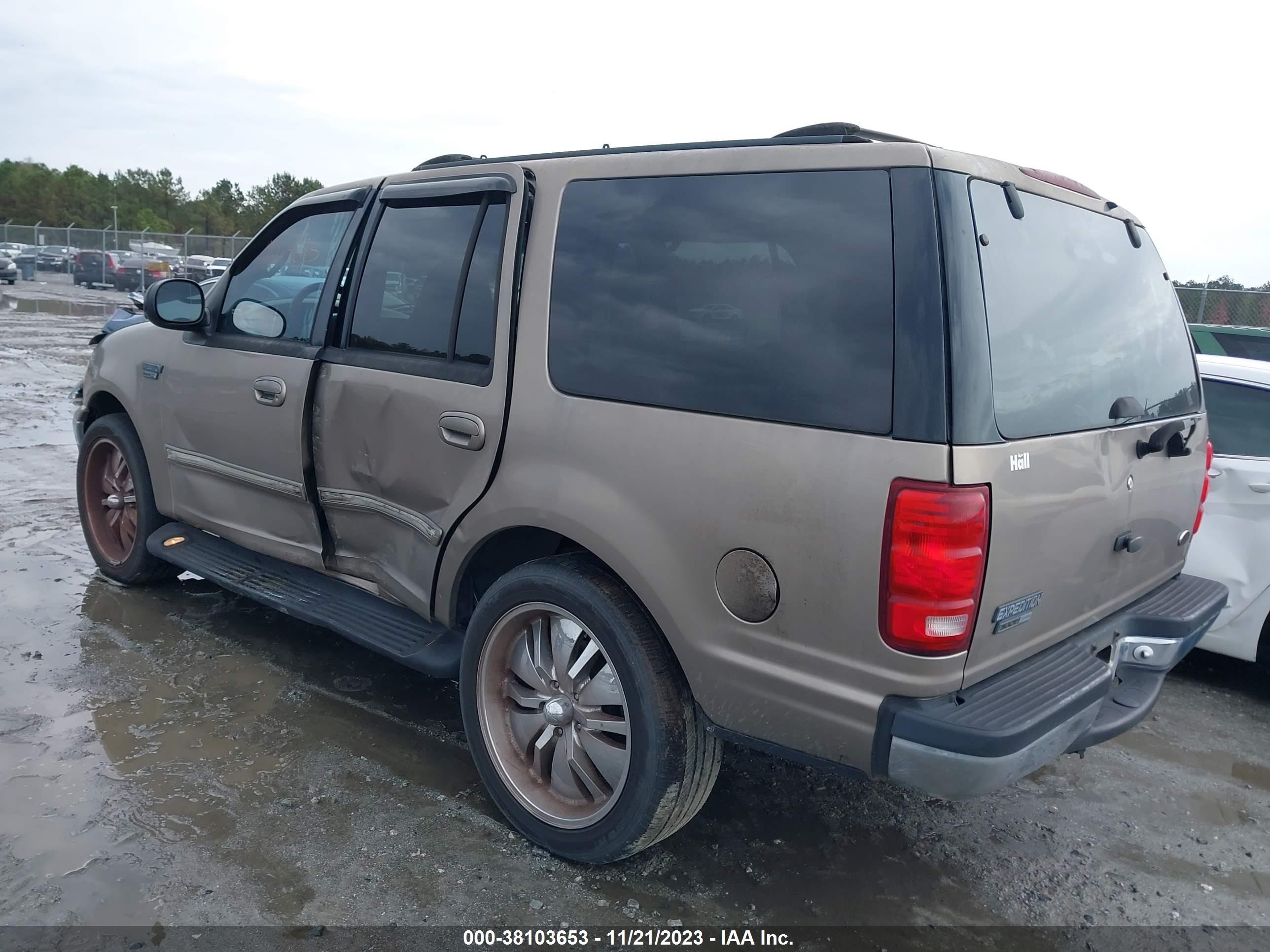 Photo 2 VIN: 1FMRU15W61LB84841 - FORD EXPEDITION 