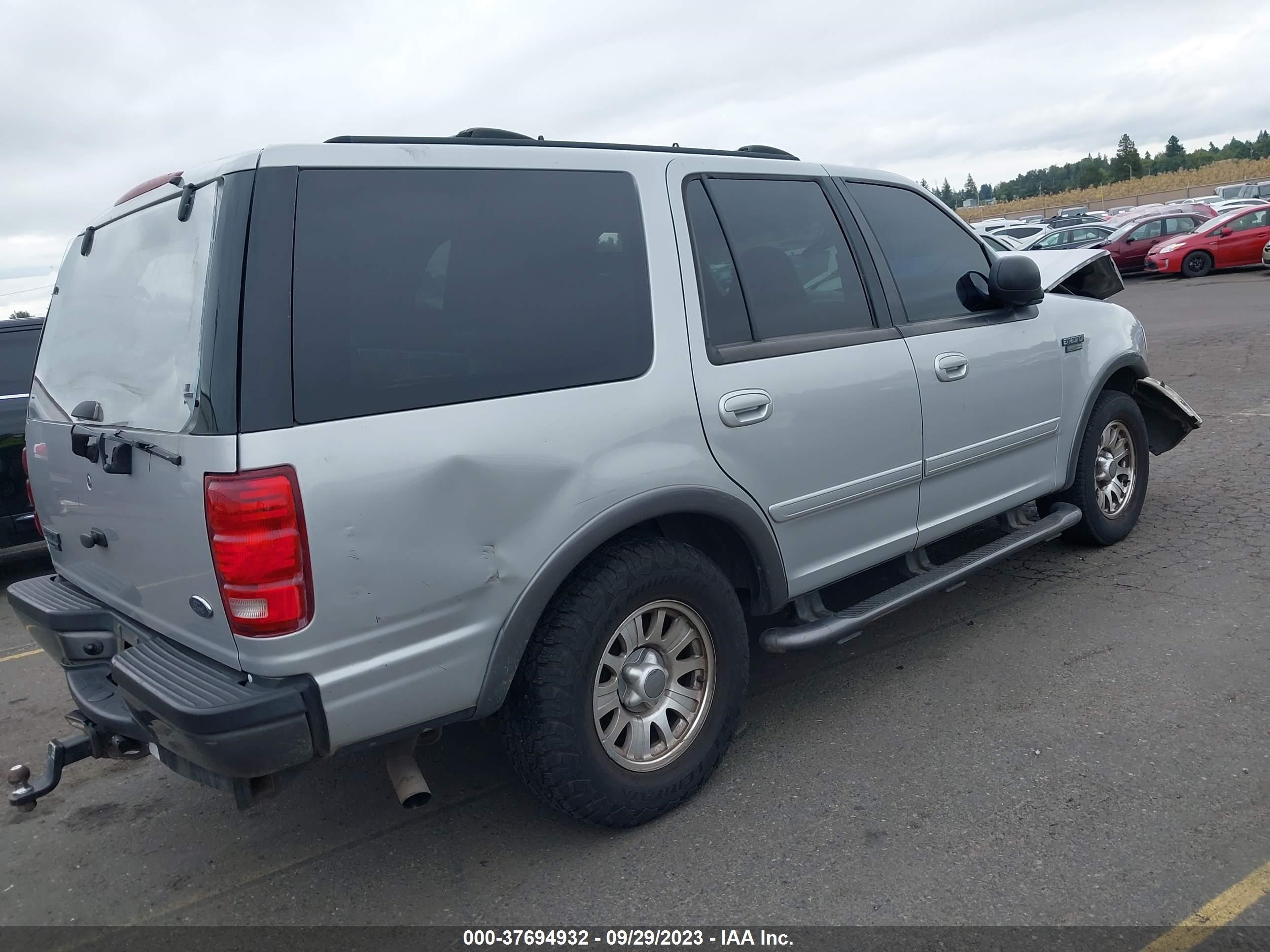 Photo 3 VIN: 1FMRU15W71LB22901 - FORD EXPEDITION 