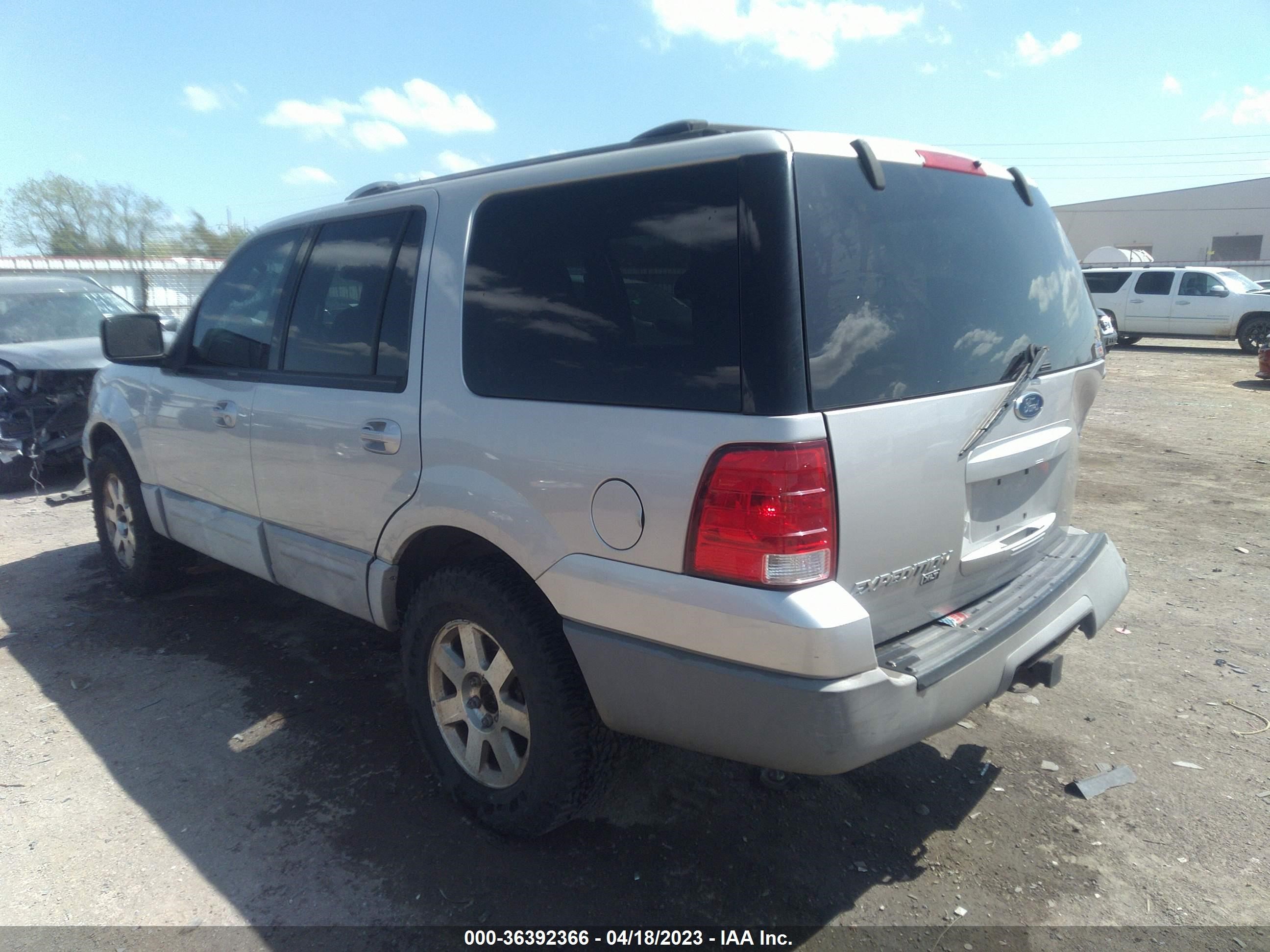 Photo 2 VIN: 1FMRU15W83LB09609 - FORD EXPEDITION 