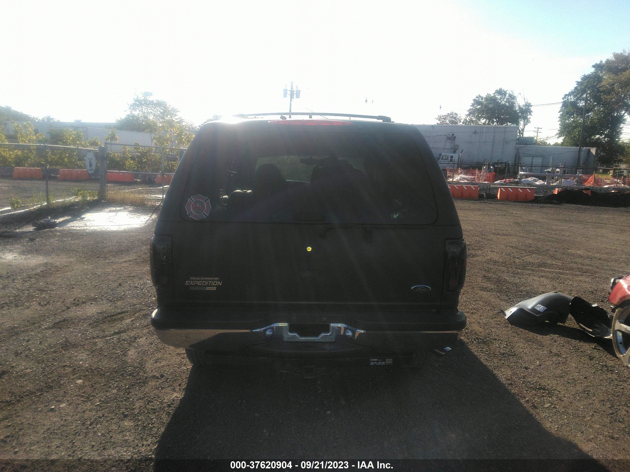 Photo 15 VIN: 1FMRU1660YLB30542 - FORD EXPEDITION 