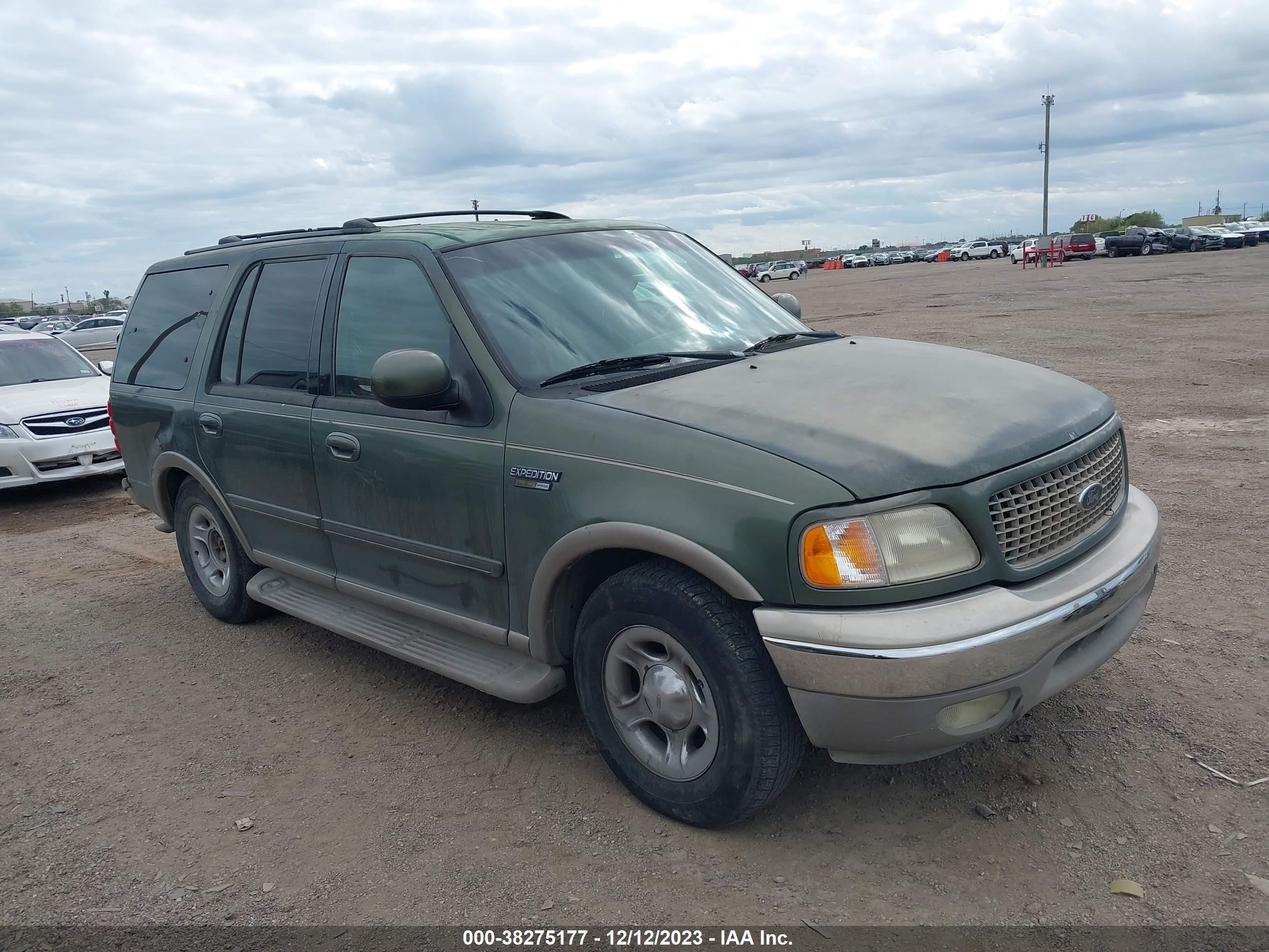 Photo 0 VIN: 1FMRU17L1YLA50462 - FORD EXPEDITION 