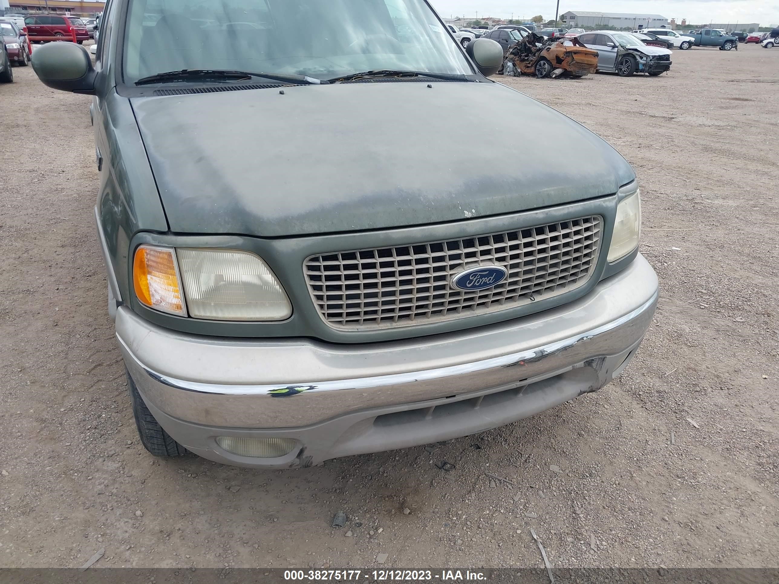 Photo 5 VIN: 1FMRU17L1YLA50462 - FORD EXPEDITION 