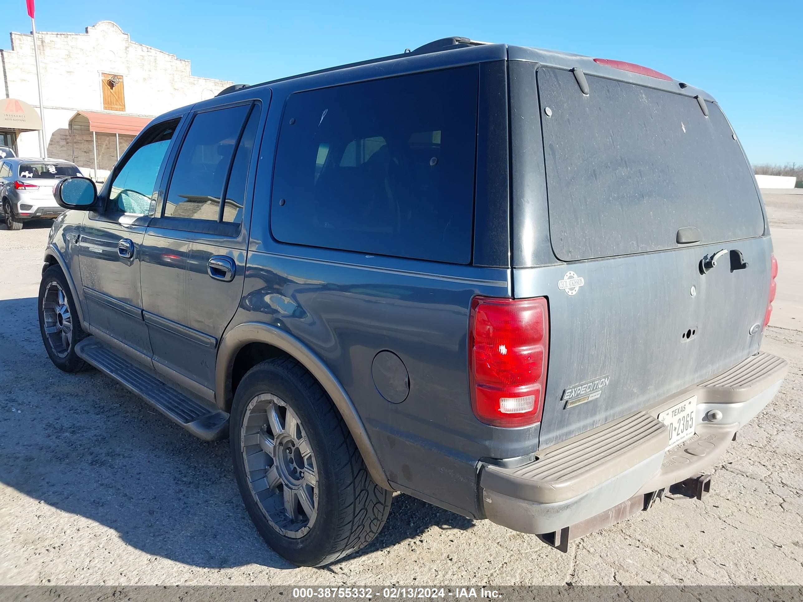 Photo 2 VIN: 1FMRU17L51LA15512 - FORD EXPEDITION 