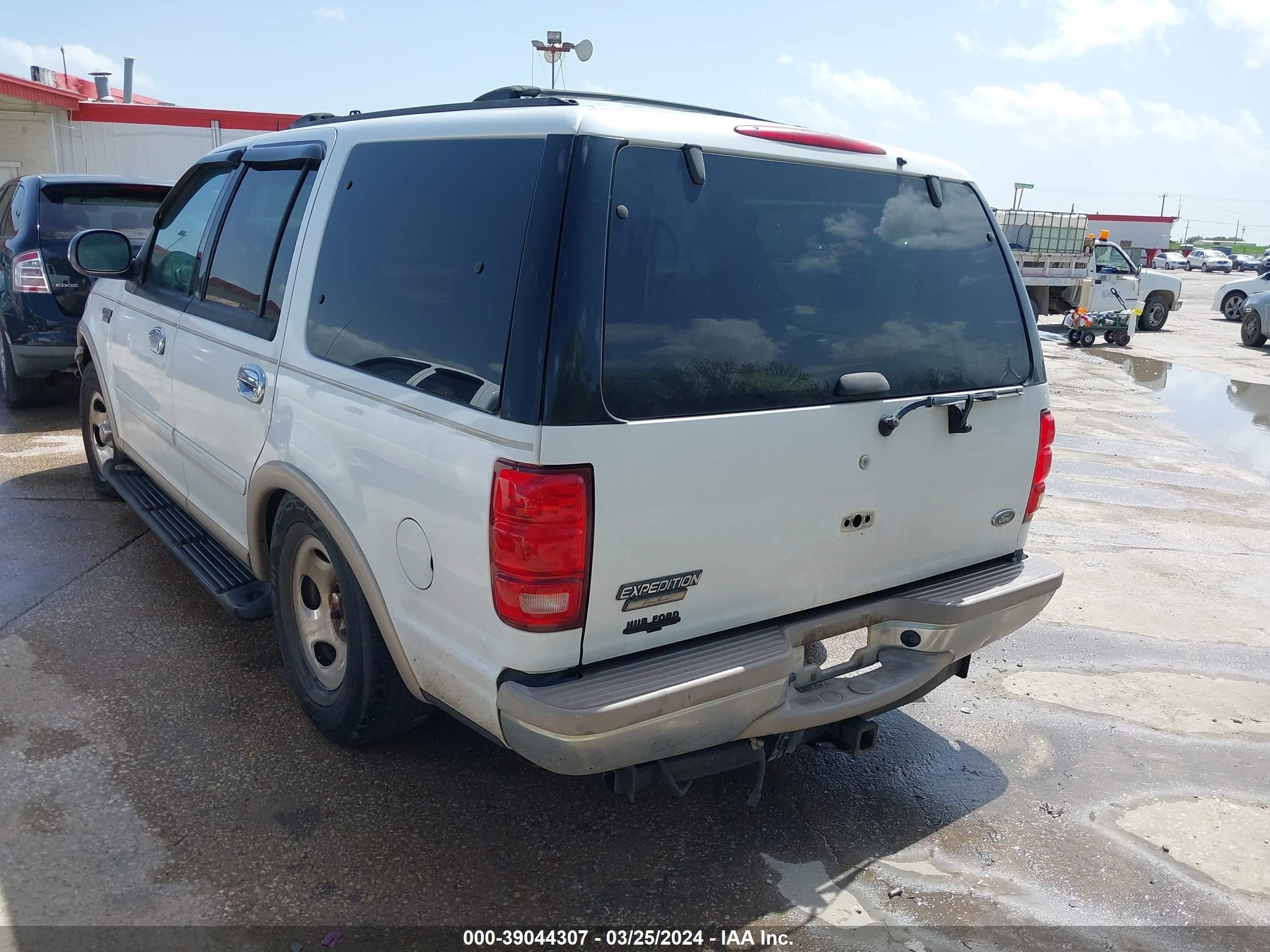 Photo 5 VIN: 1FMRU17L8WLB82731 - FORD EXPEDITION 