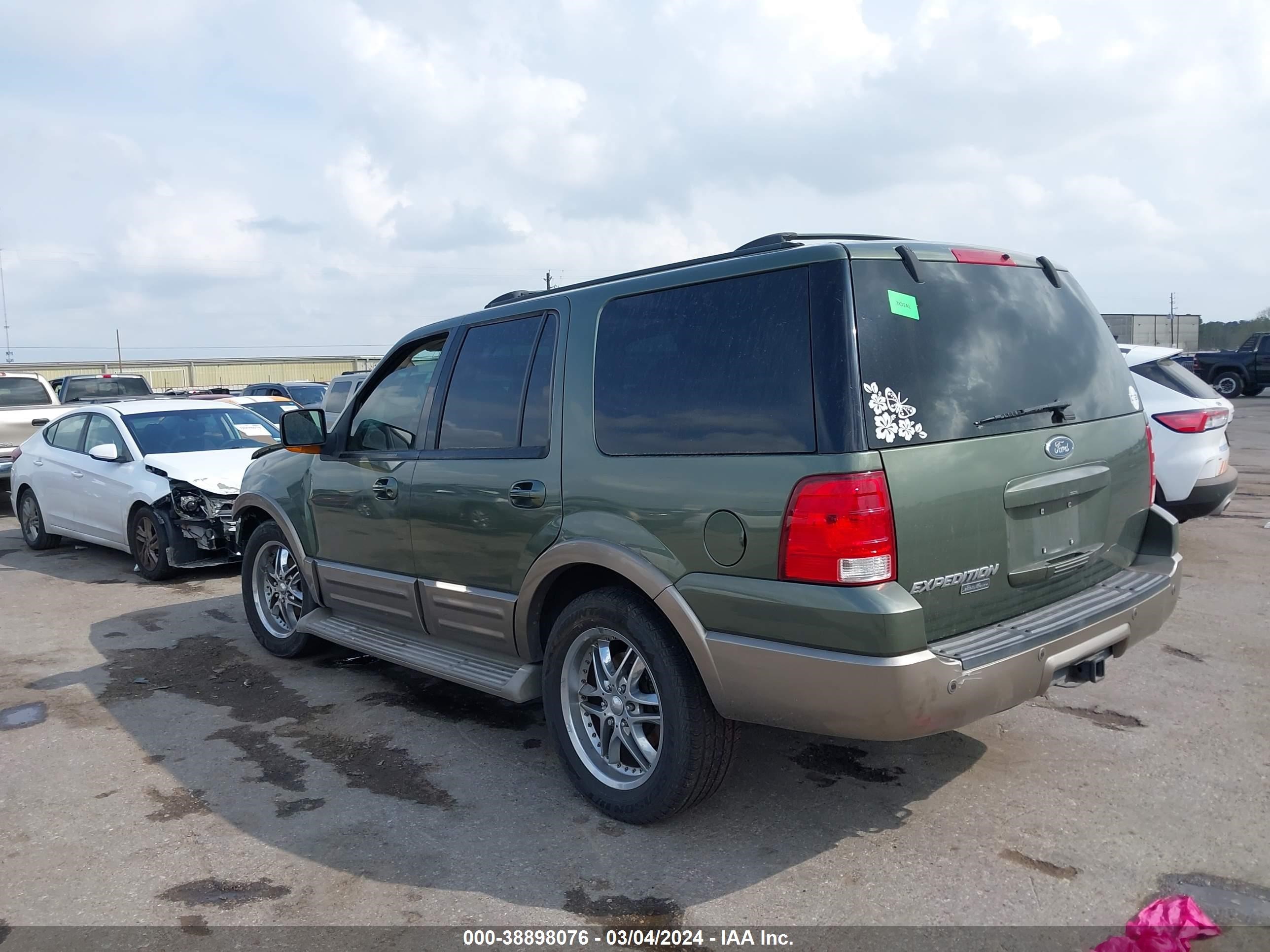 Photo 2 VIN: 1FMRU17W64LB43630 - FORD EXPEDITION 