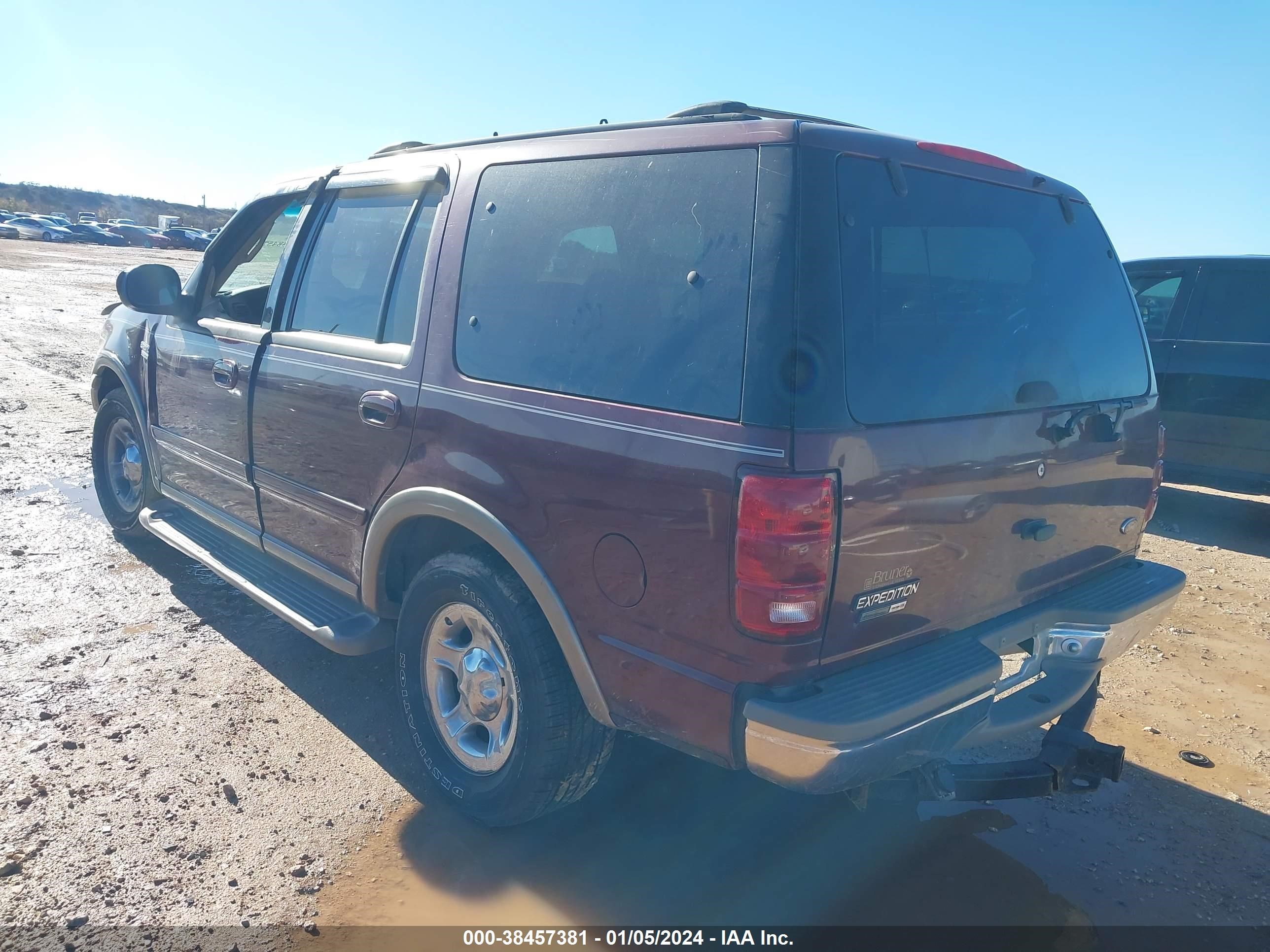 Photo 2 VIN: 1FMRU17W81LA53486 - FORD EXPEDITION 