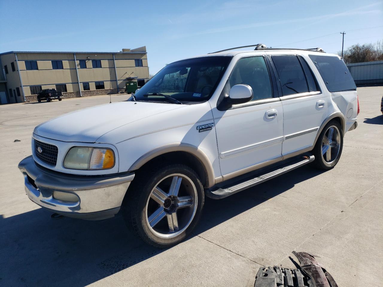 Photo 0 VIN: 1FMRU18W2WLB50575 - FORD EXPEDITION 