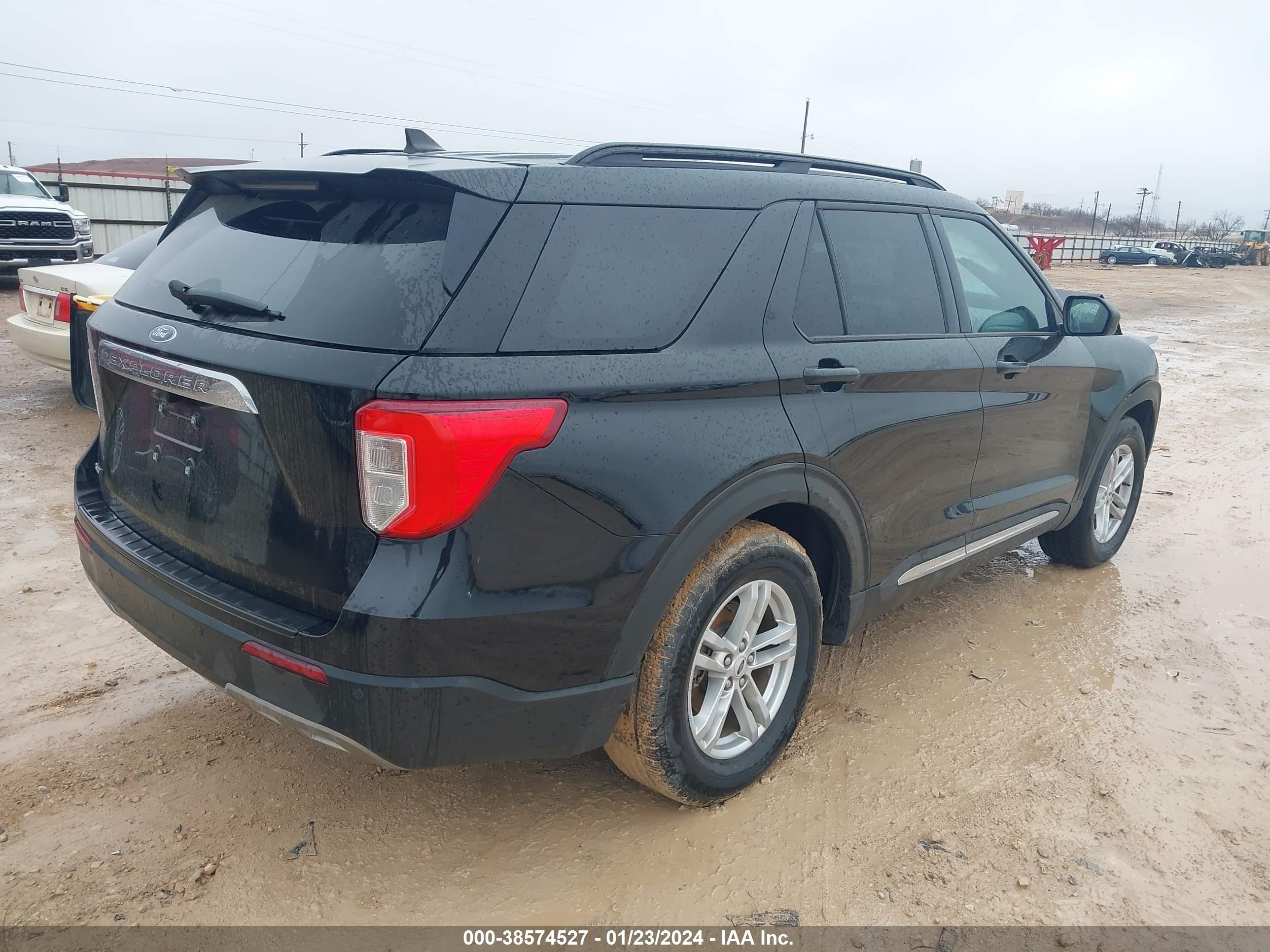 Photo 3 VIN: 1FMSK7DH5PGA24965 - FORD EXPLORER 