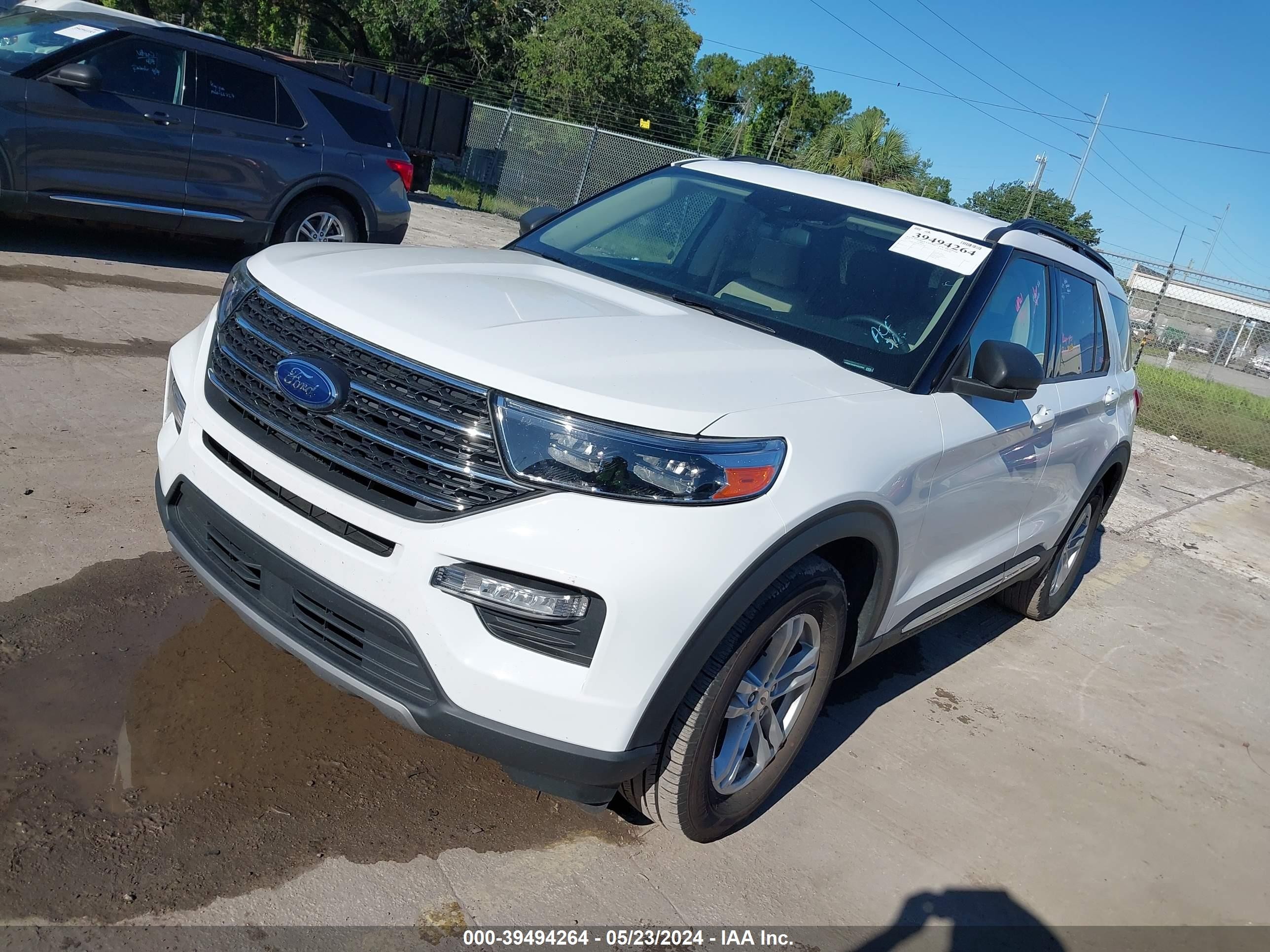 Photo 1 VIN: 1FMSK7DH6PGA22948 - FORD EXPLORER 