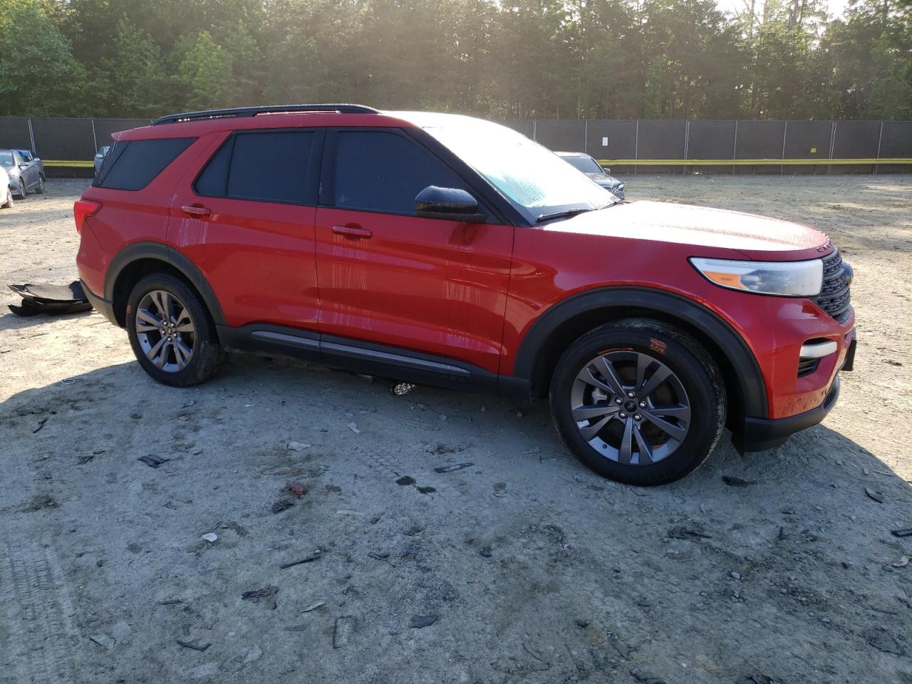 Photo 3 VIN: 1FMSK8DH3NGA16320 - FORD EXPLORER 