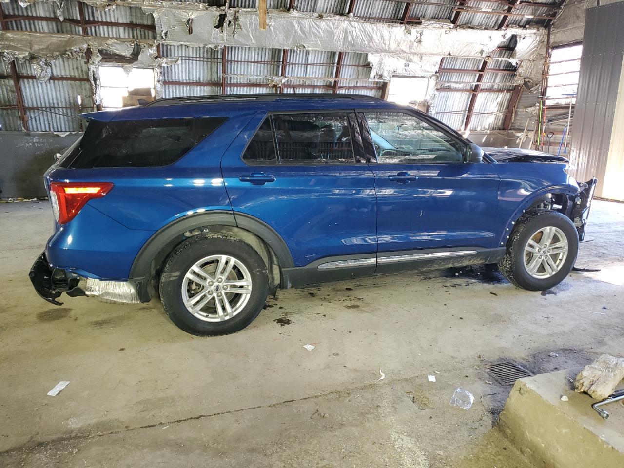 Photo 2 VIN: 1FMSK8DH4NGB44632 - FORD EXPLORER 