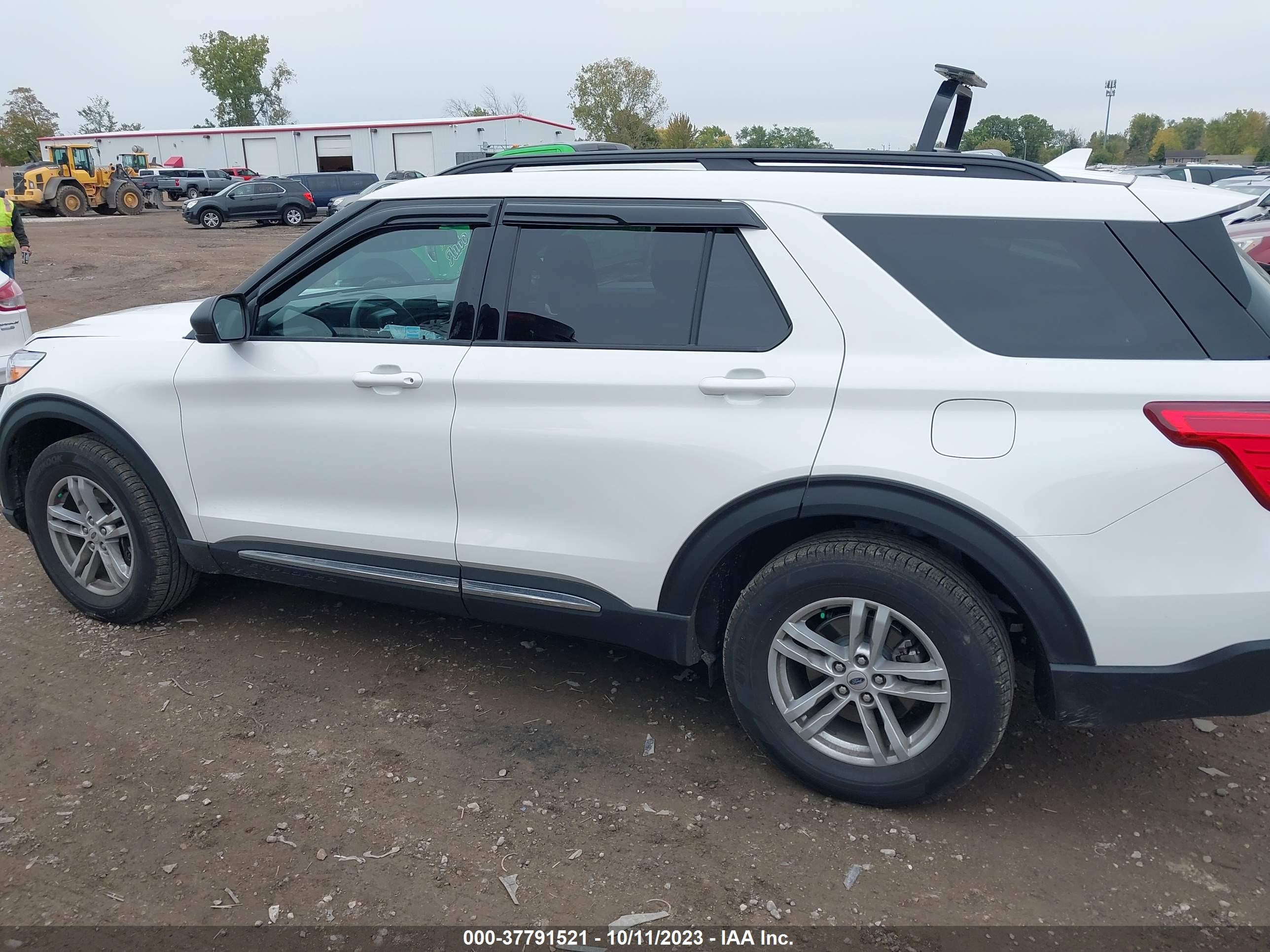 Photo 13 VIN: 1FMSK8DH8NGC51991 - FORD EXPLORER 