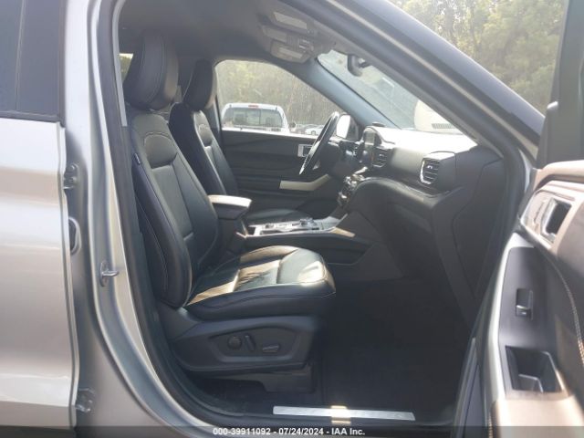 Photo 4 VIN: 1FMSK8FH2NGA11137 - FORD EXPLORER 