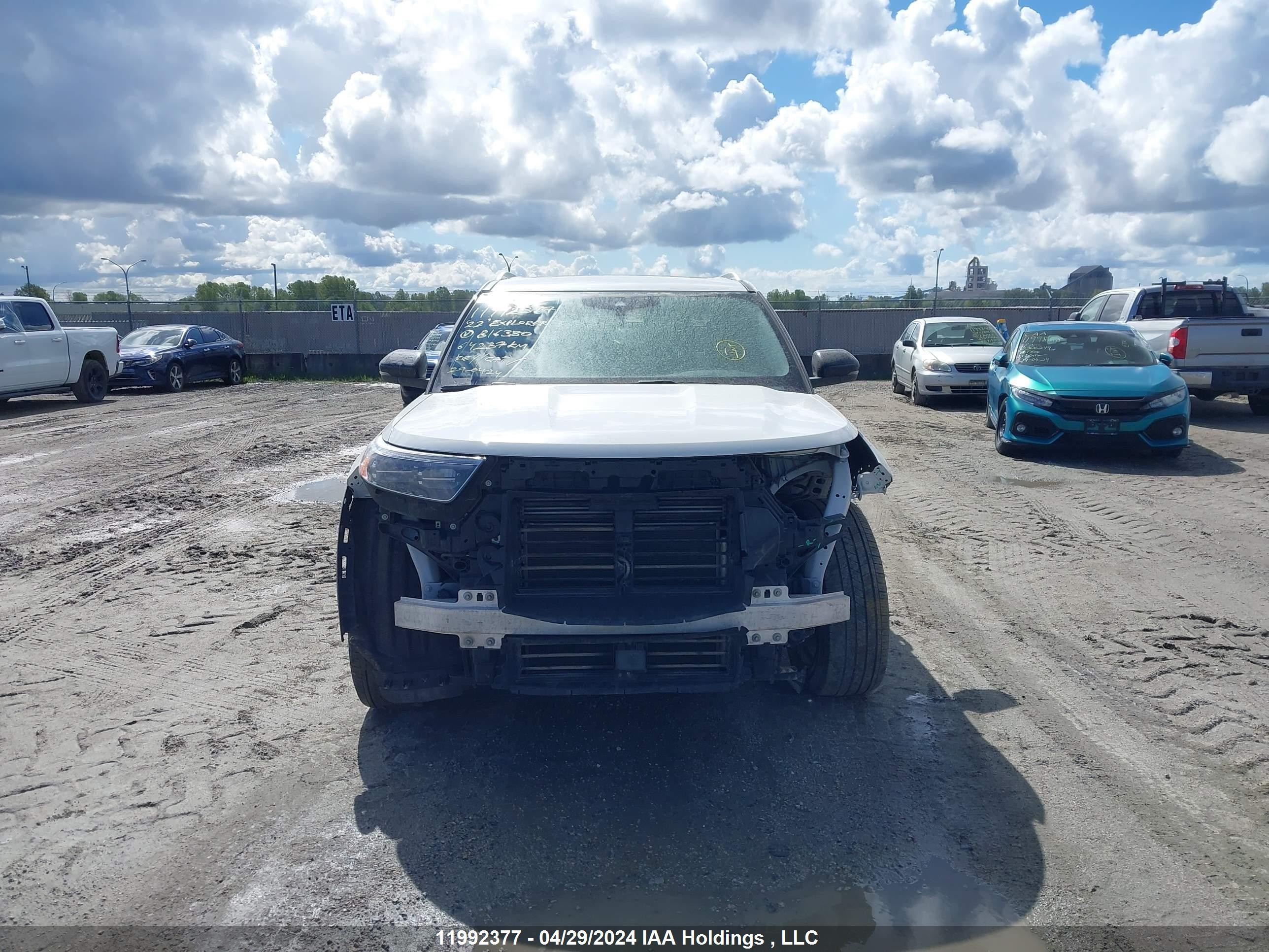 Photo 12 VIN: 1FMSK8FHXNGB16380 - FORD EXPLORER 