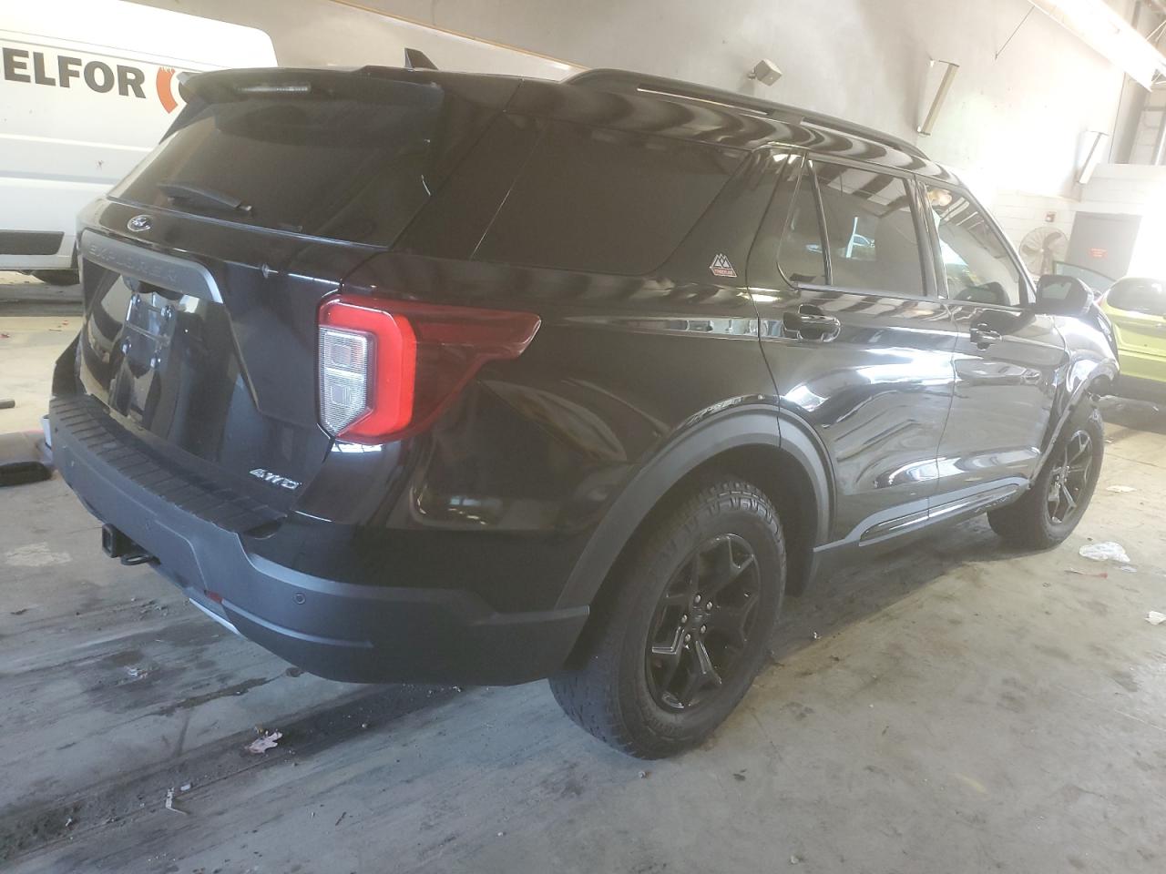 Photo 2 VIN: 1FMSK8JH1NGB12127 - FORD EXPLORER 