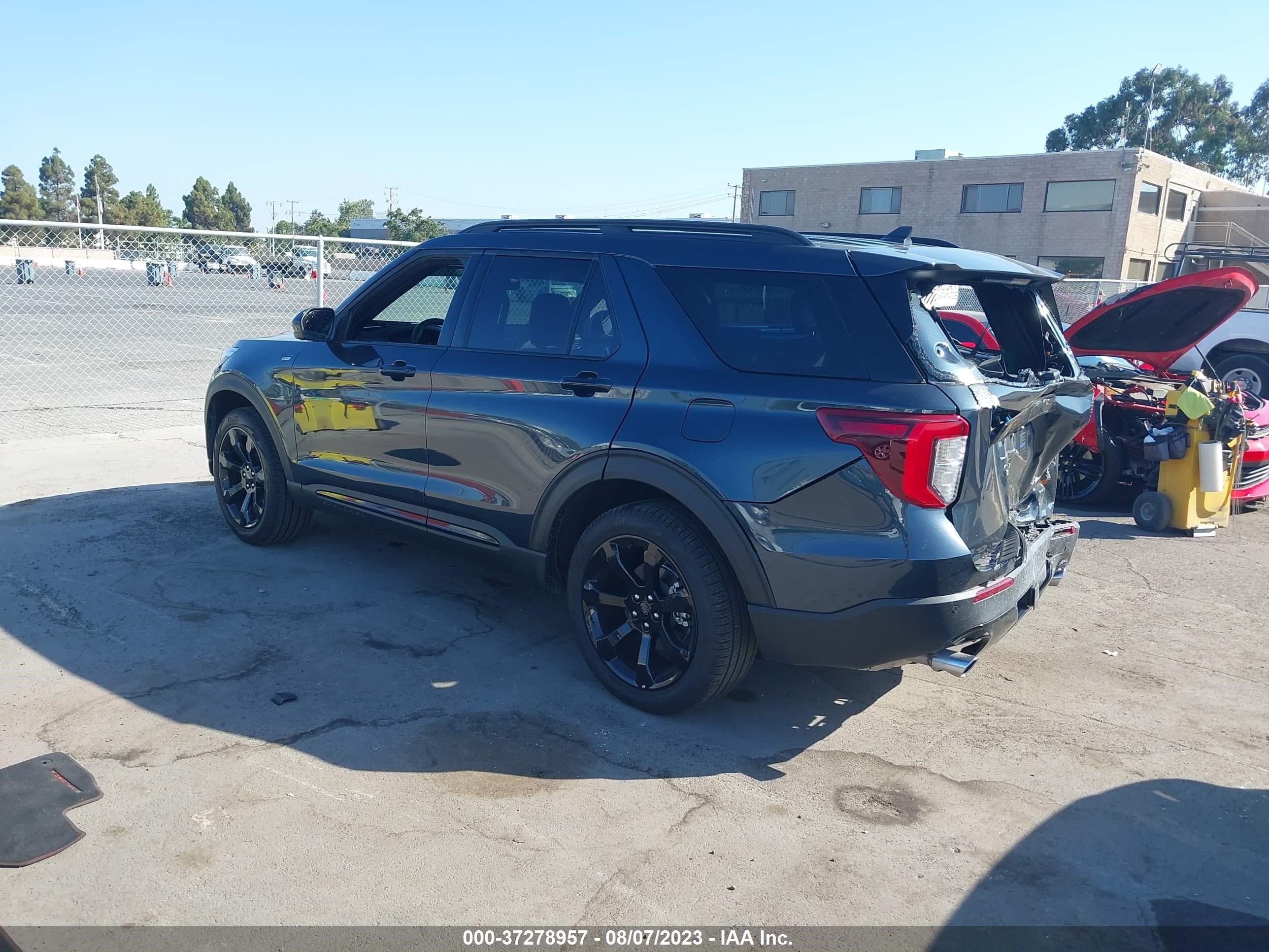 Photo 2 VIN: 1FMSK8KH3PGA92092 - FORD EXPLORER 