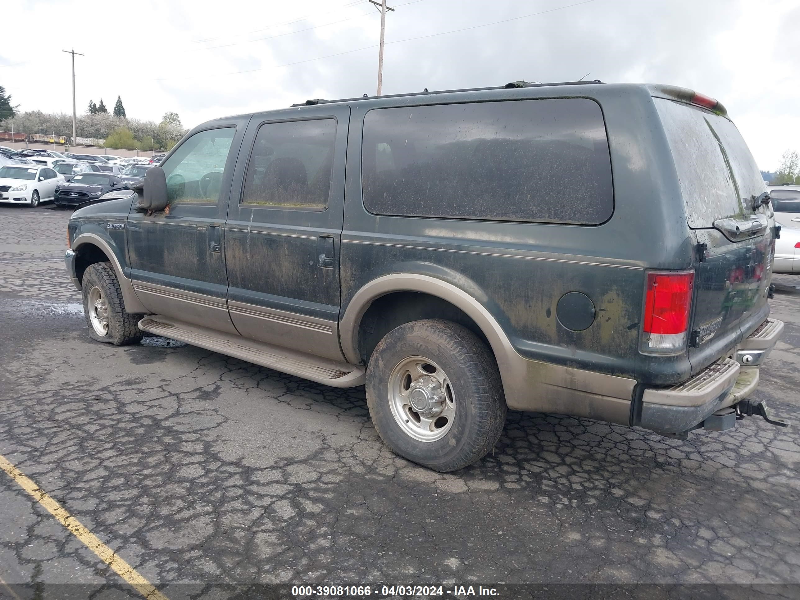 Photo 2 VIN: 1FMSU43F0YEA95643 - FORD EXCURSION 