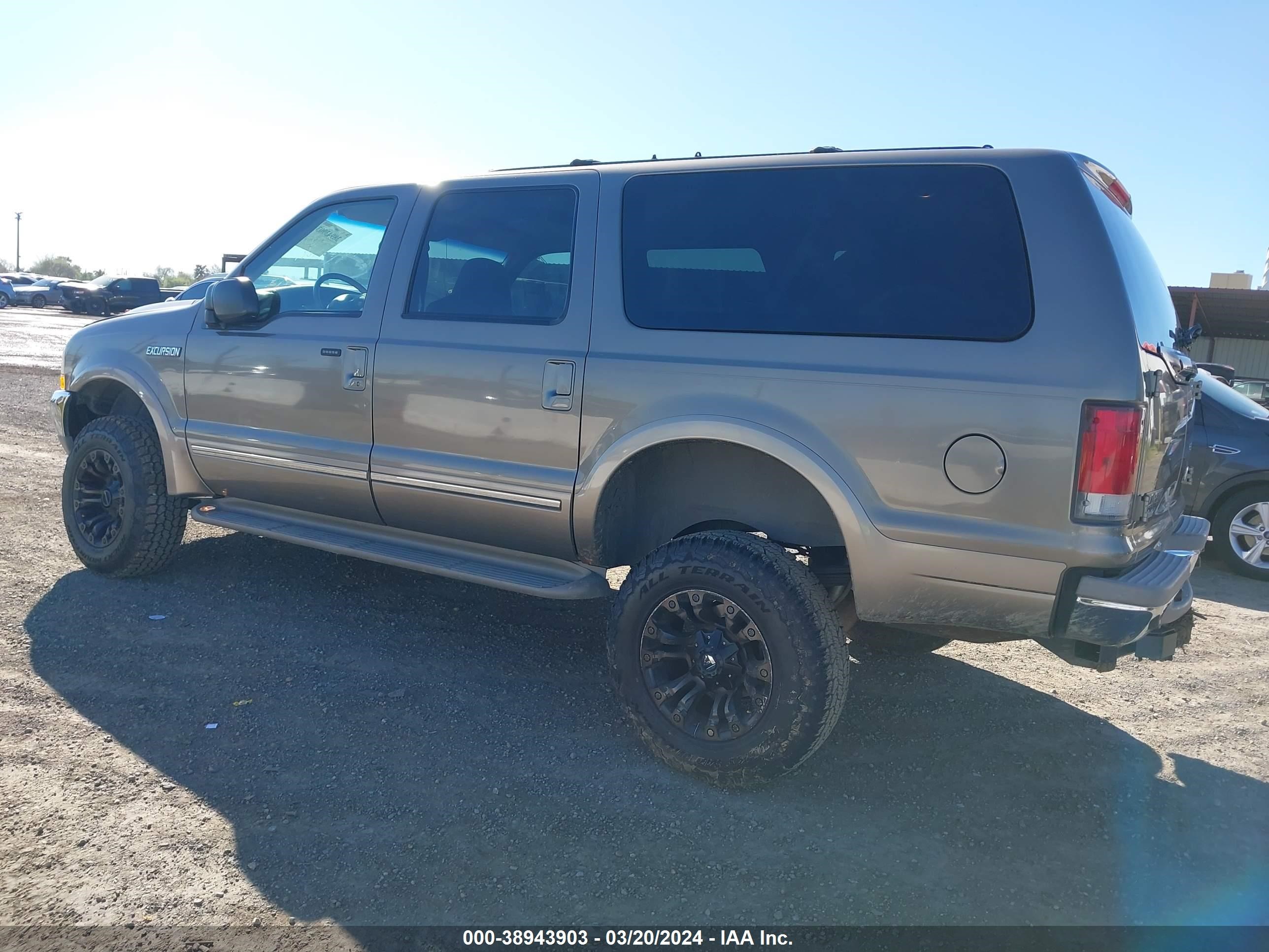 Photo 2 VIN: 1FMSU43F92ED36803 - FORD EXCURSION 