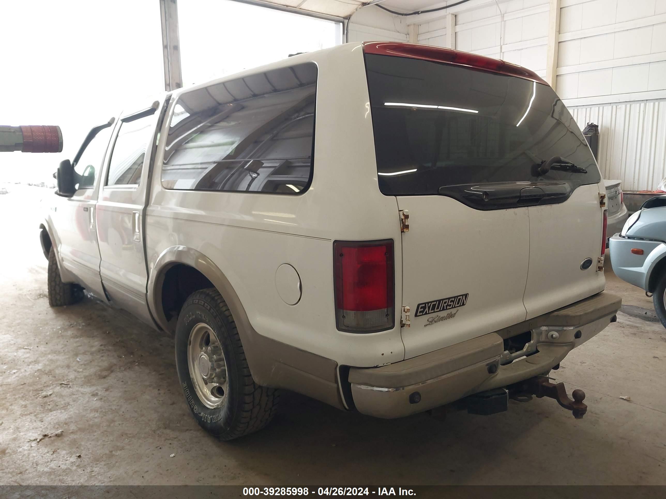 Photo 2 VIN: 1FMSU43F9YED63086 - FORD EXCURSION 