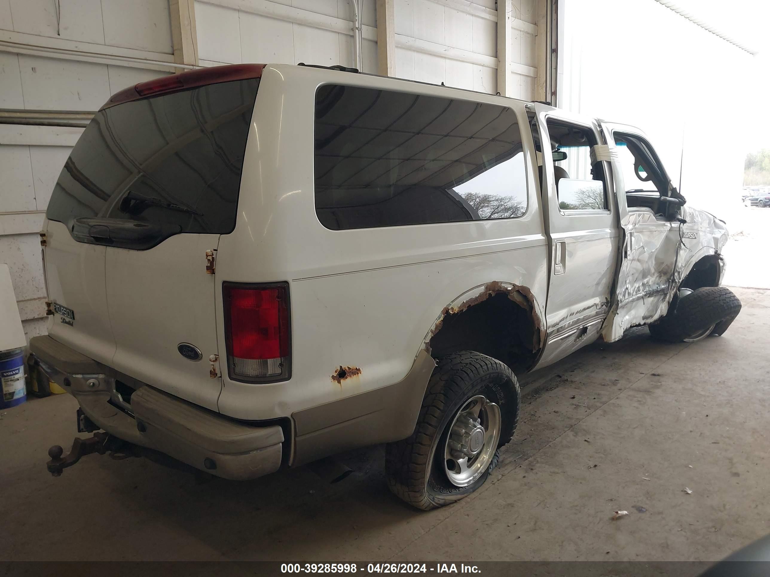 Photo 3 VIN: 1FMSU43F9YED63086 - FORD EXCURSION 