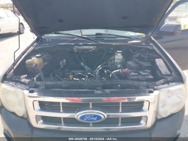 Photo 9 VIN: 1FMTU0E74BKA78629 - FORD ESCAPE 