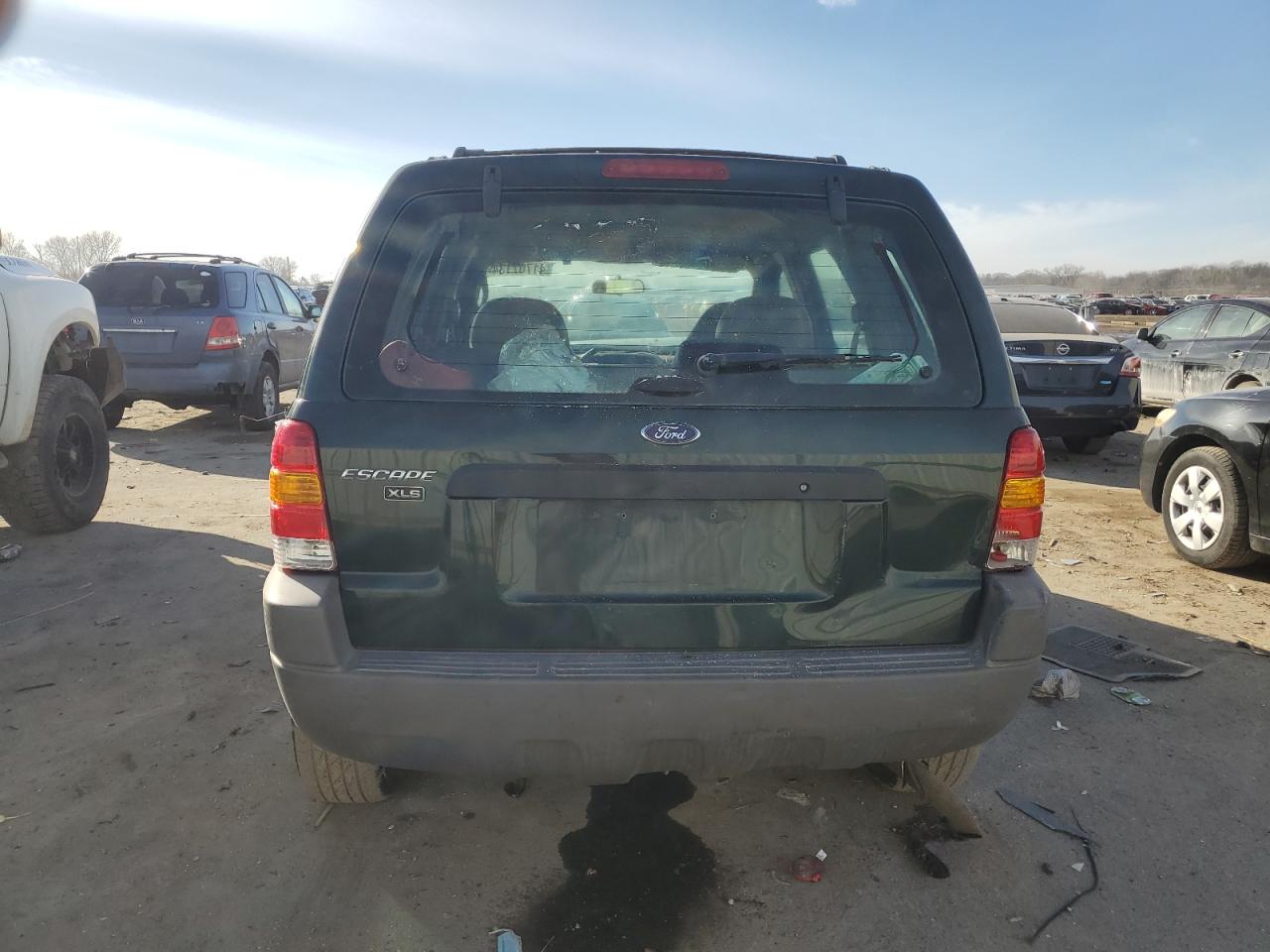 Photo 5 VIN: 1FMYU01121KF32513 - FORD ESCAPE 