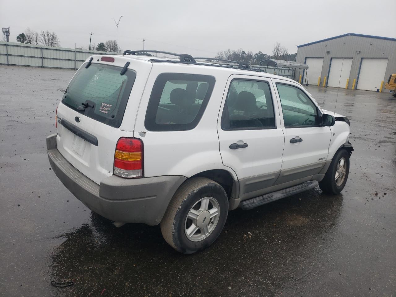 Photo 2 VIN: 1FMYU01162KB03179 - FORD ESCAPE 