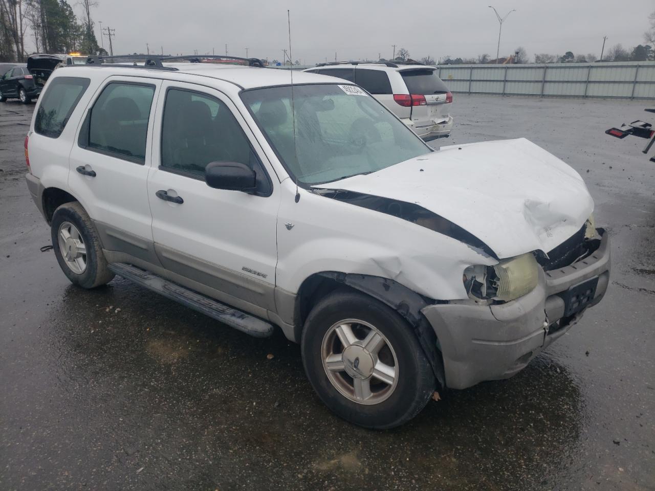 Photo 3 VIN: 1FMYU01162KB03179 - FORD ESCAPE 