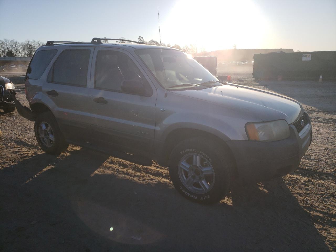 Photo 3 VIN: 1FMYU01191KA49973 - FORD ESCAPE 