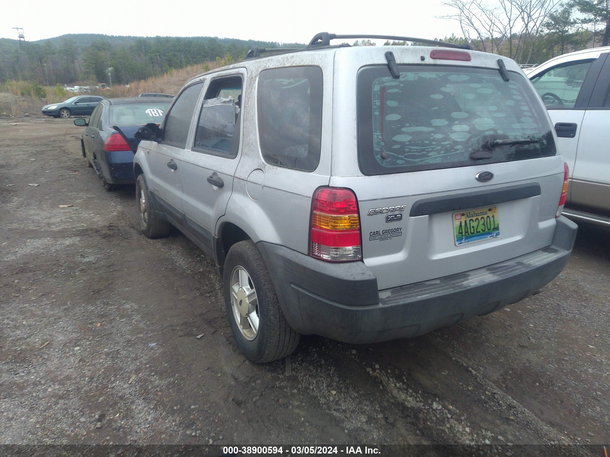 Photo 2 VIN: 1FMYU011X2KB01080 - FORD ESCAPE 